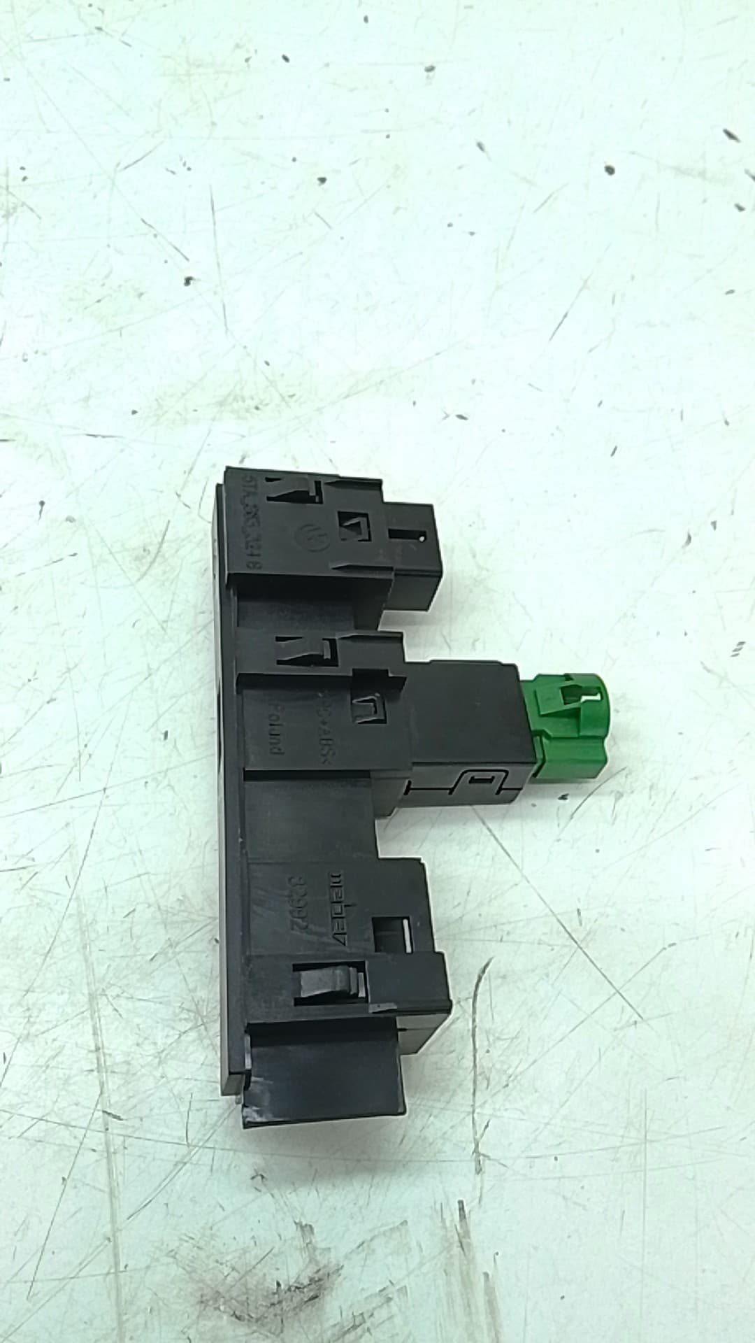 Recambio VOLKSWAGEN TIGUAN (AX1) ref. 5Q0035726E 3
