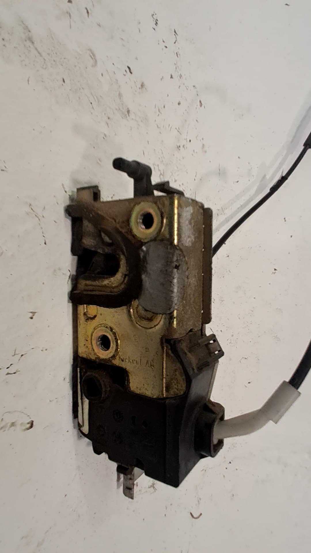 Cerradura puerta delantera derecha PEUGEOT 407