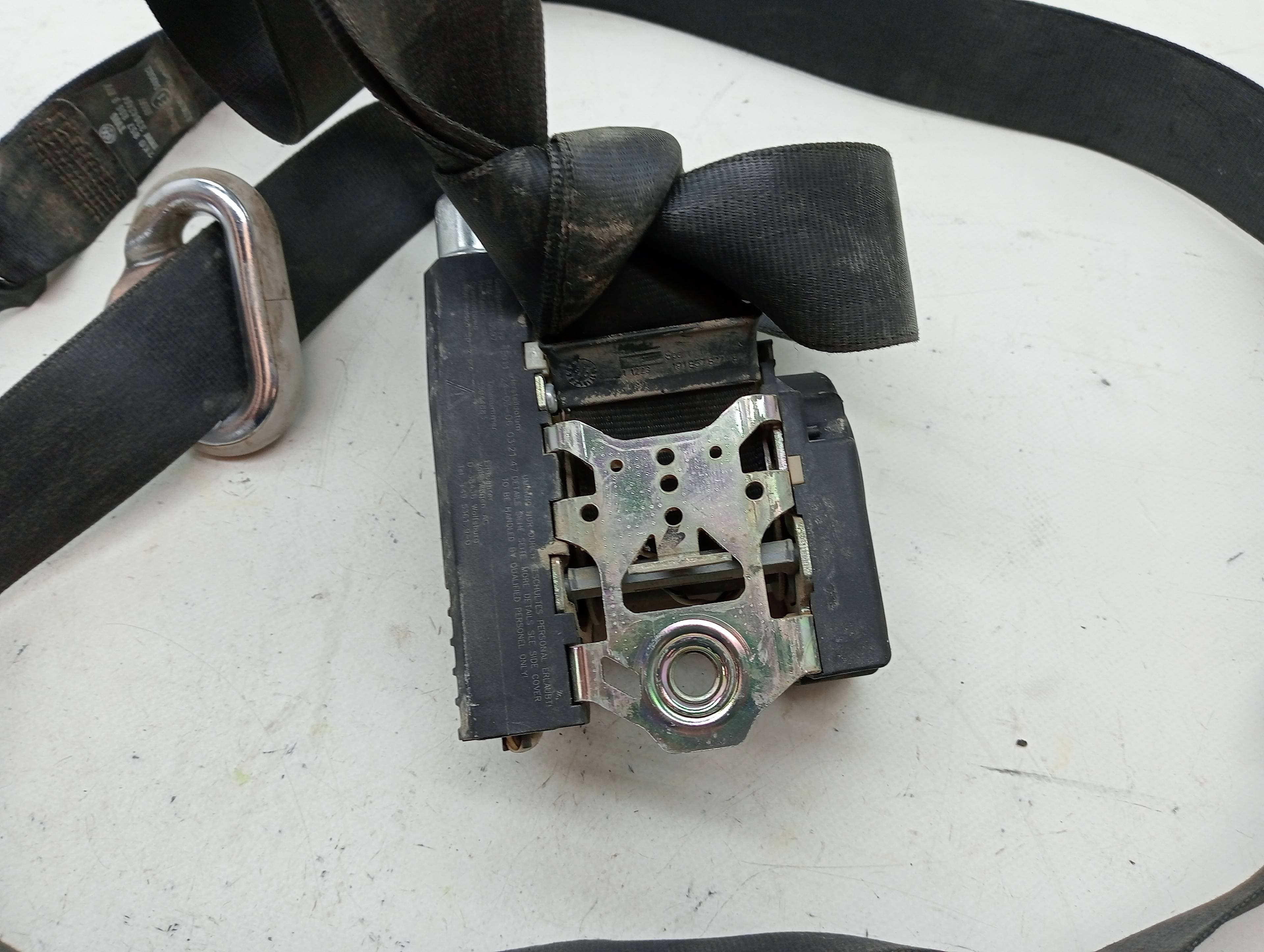 Cinturon seguridad delantero derecho VOLKSWAGEN CADDY KA/KB (2K) 2
