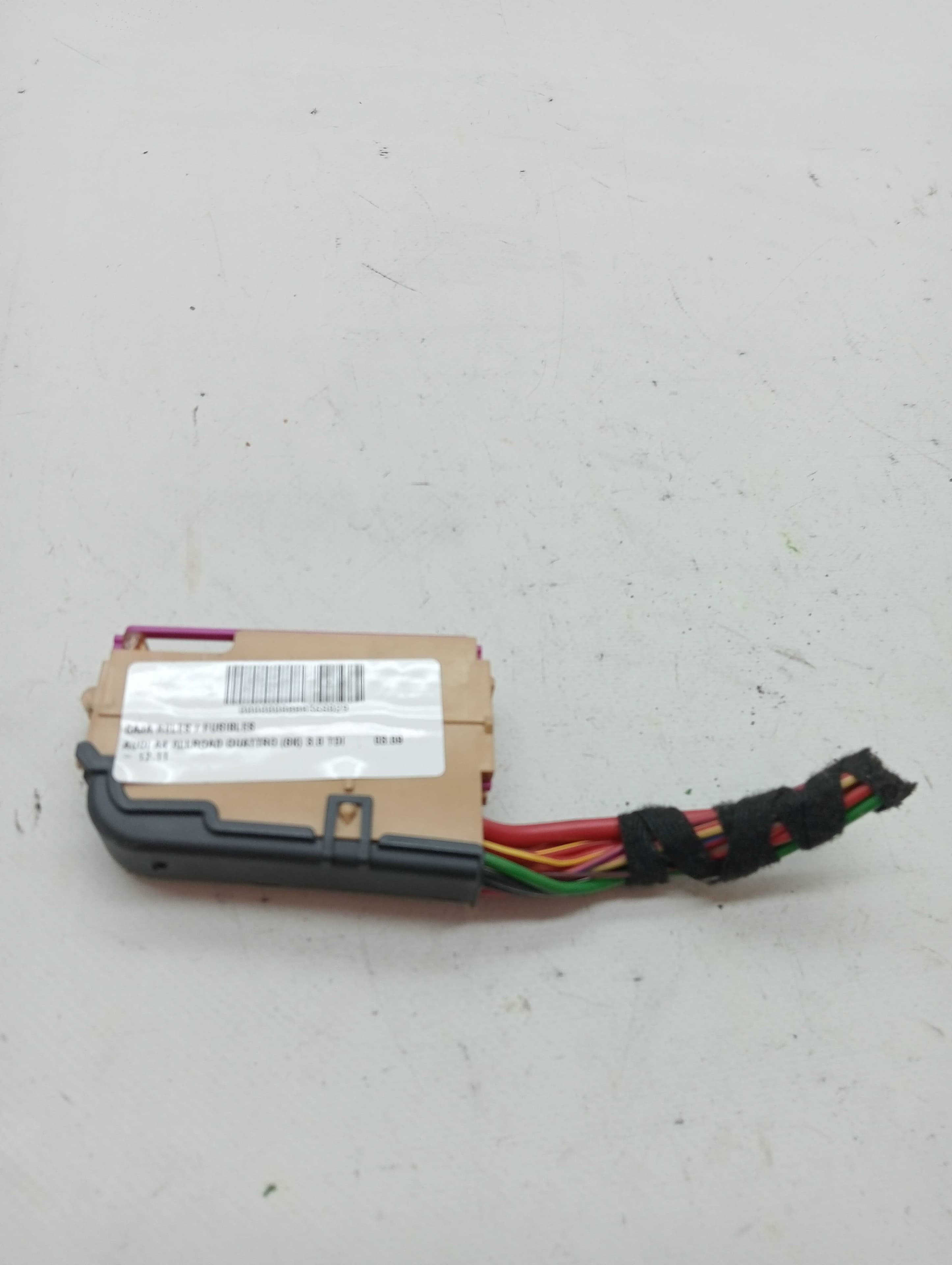 Caja reles / fusibles AUDI A4 ALLROAD QUATTRO (8K)