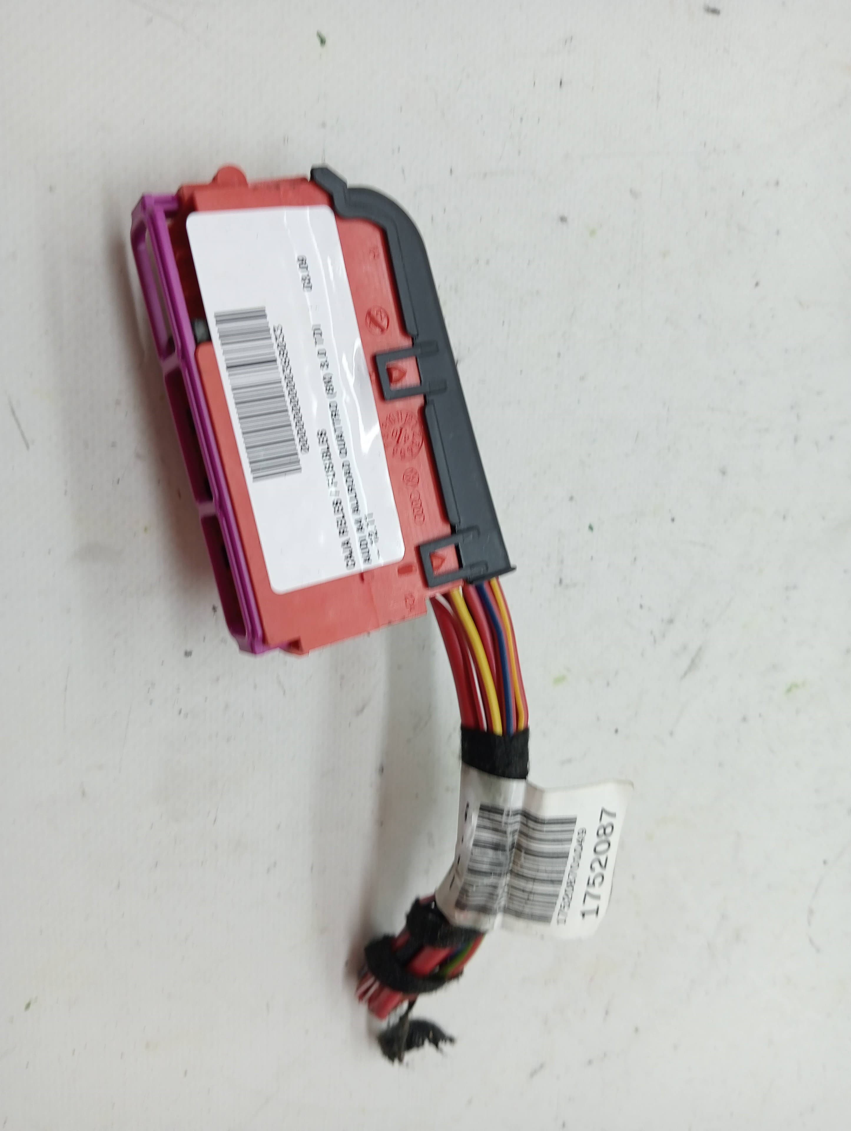 Caja reles / fusibles AUDI A4 ALLROAD QUATTRO (8K)