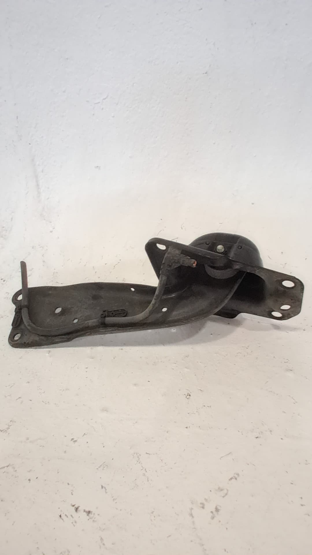 Brazo suspension inferior trasero izquierdo VOLKSWAGEN GOLF VII LIM 2