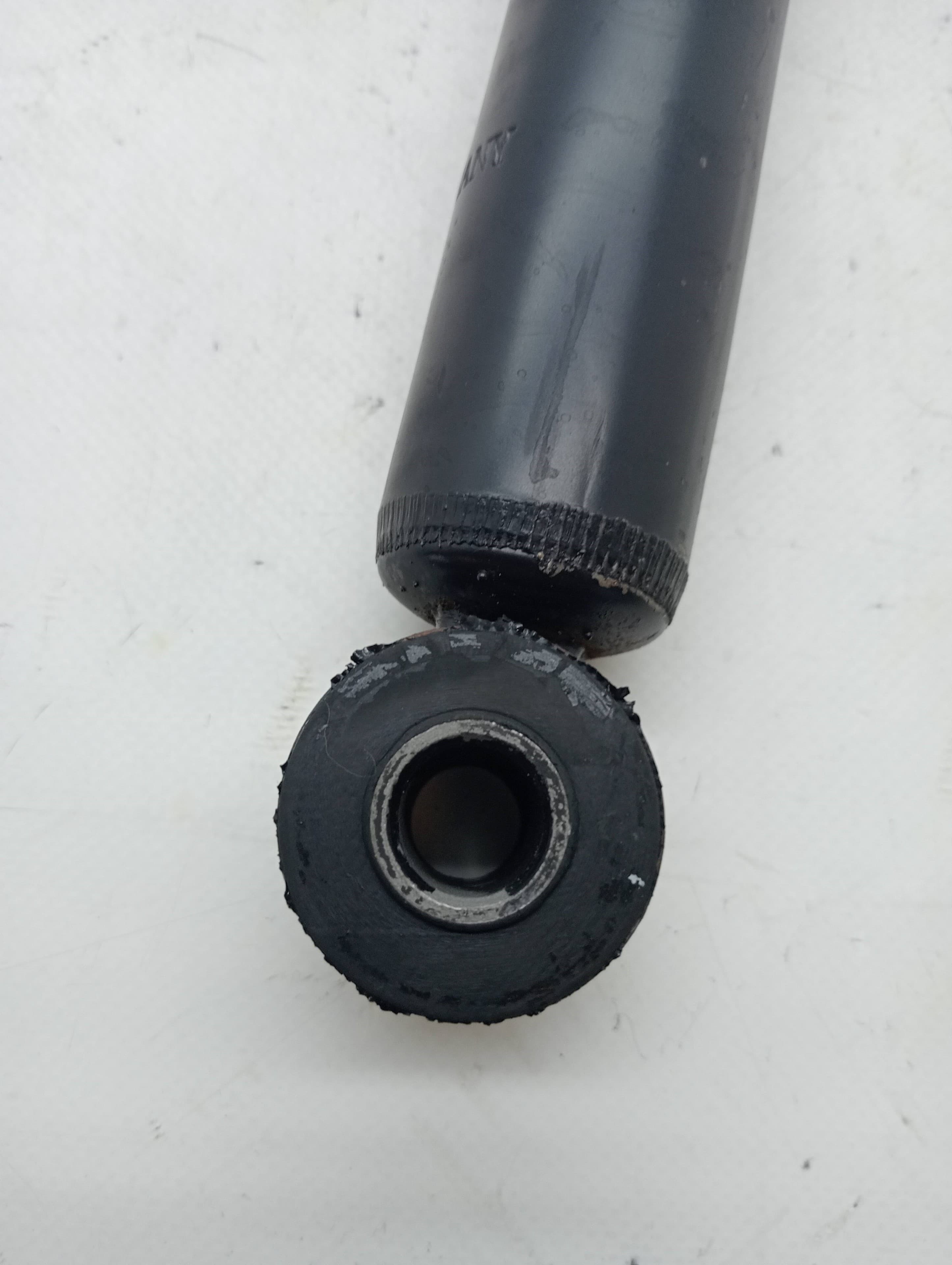 Amortiguador trasero derecho NISSAN MICRA (K12E) 2