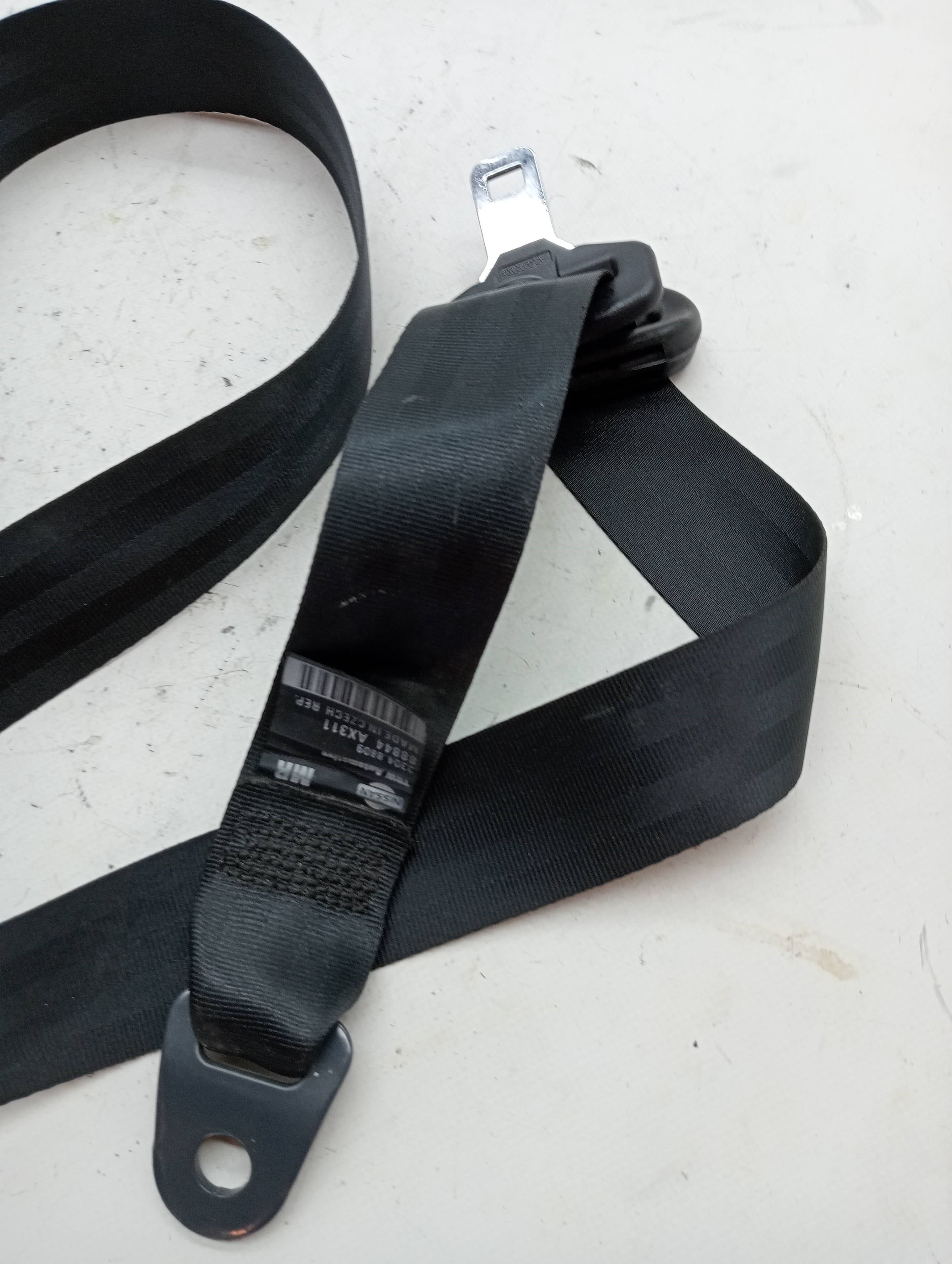 Cinturon seguridad trasero derecho NISSAN MICRA (K12E) 3