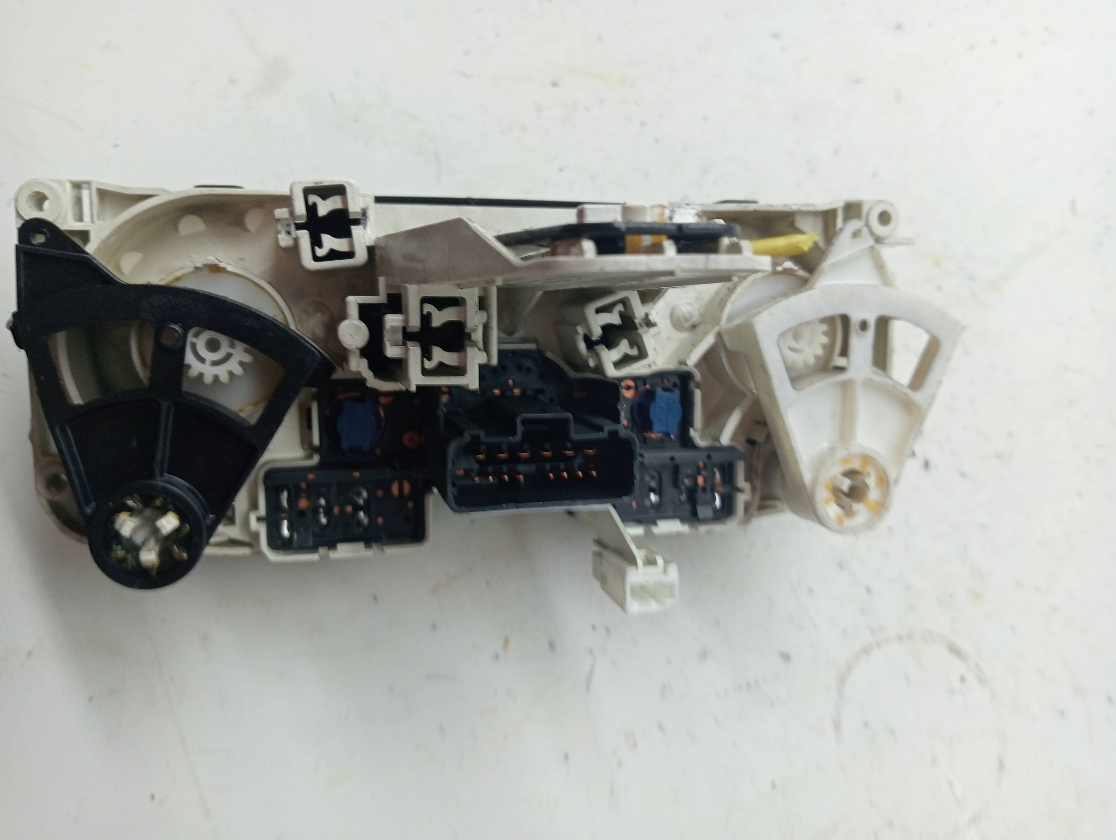 Recambio NISSAN MICRA (K12E) ref. N104792L 2