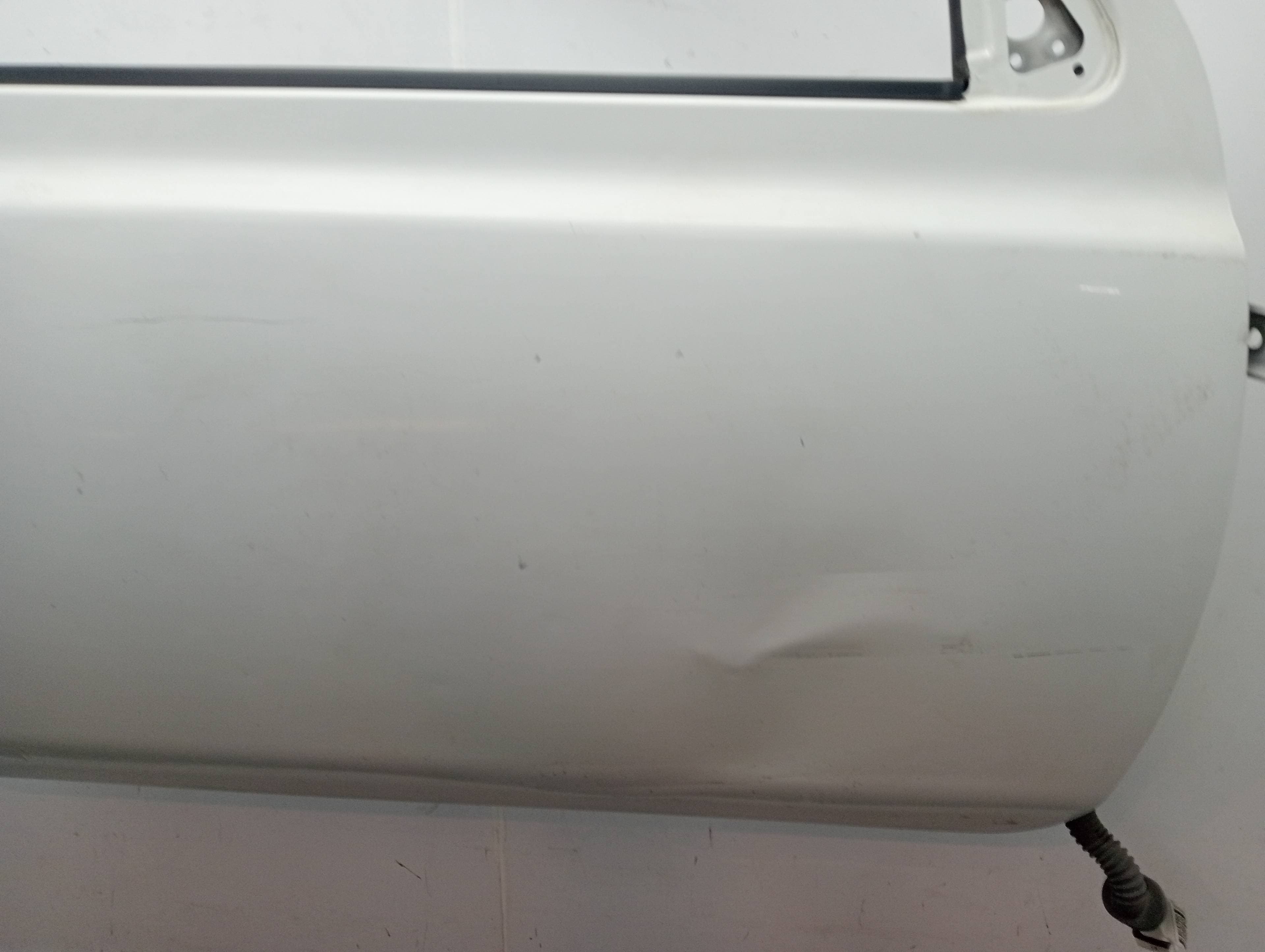 Puerta delantera derecha NISSAN MICRA (K12E) 3