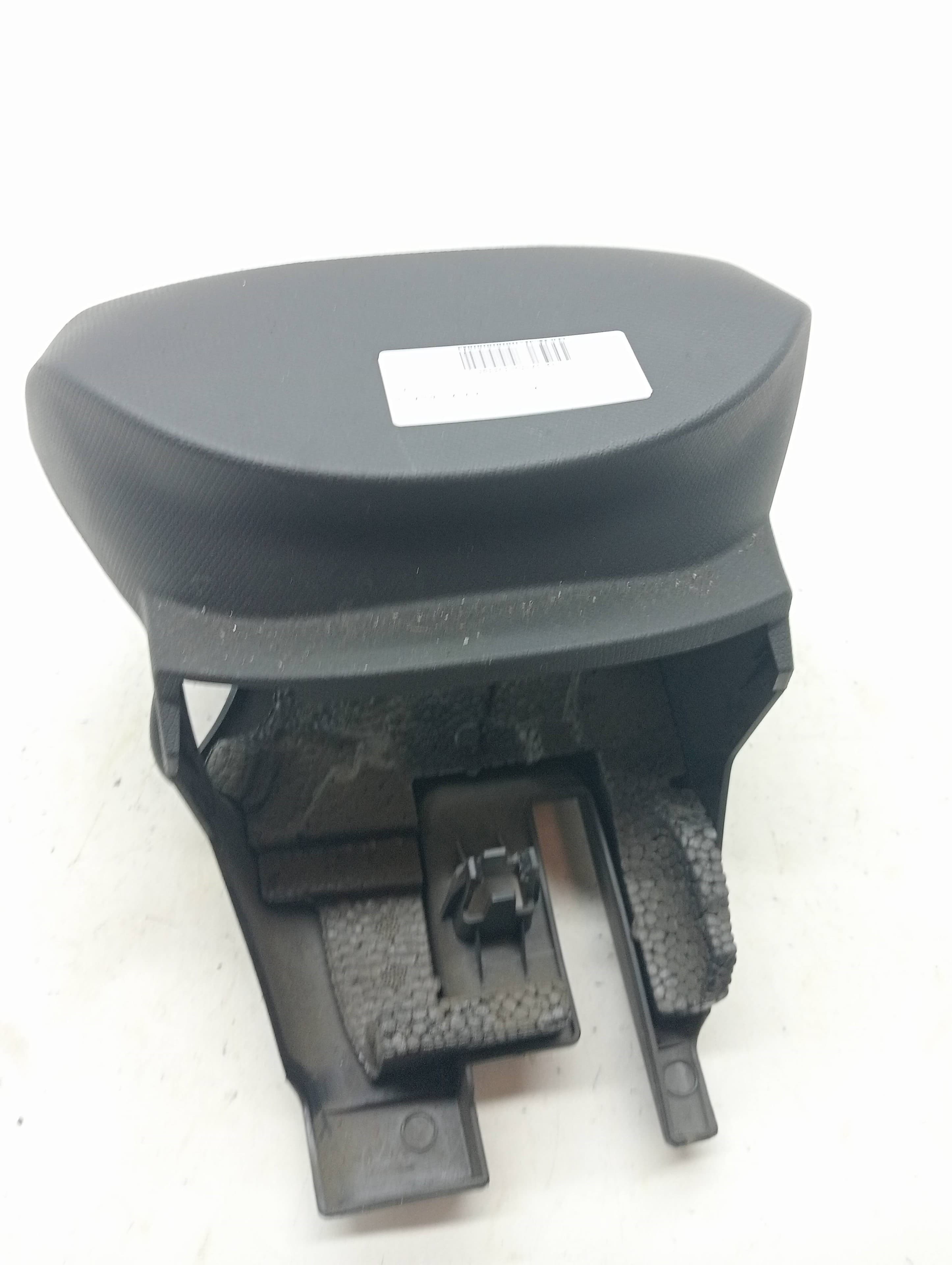 Plastico NISSAN MICRA (K12E)