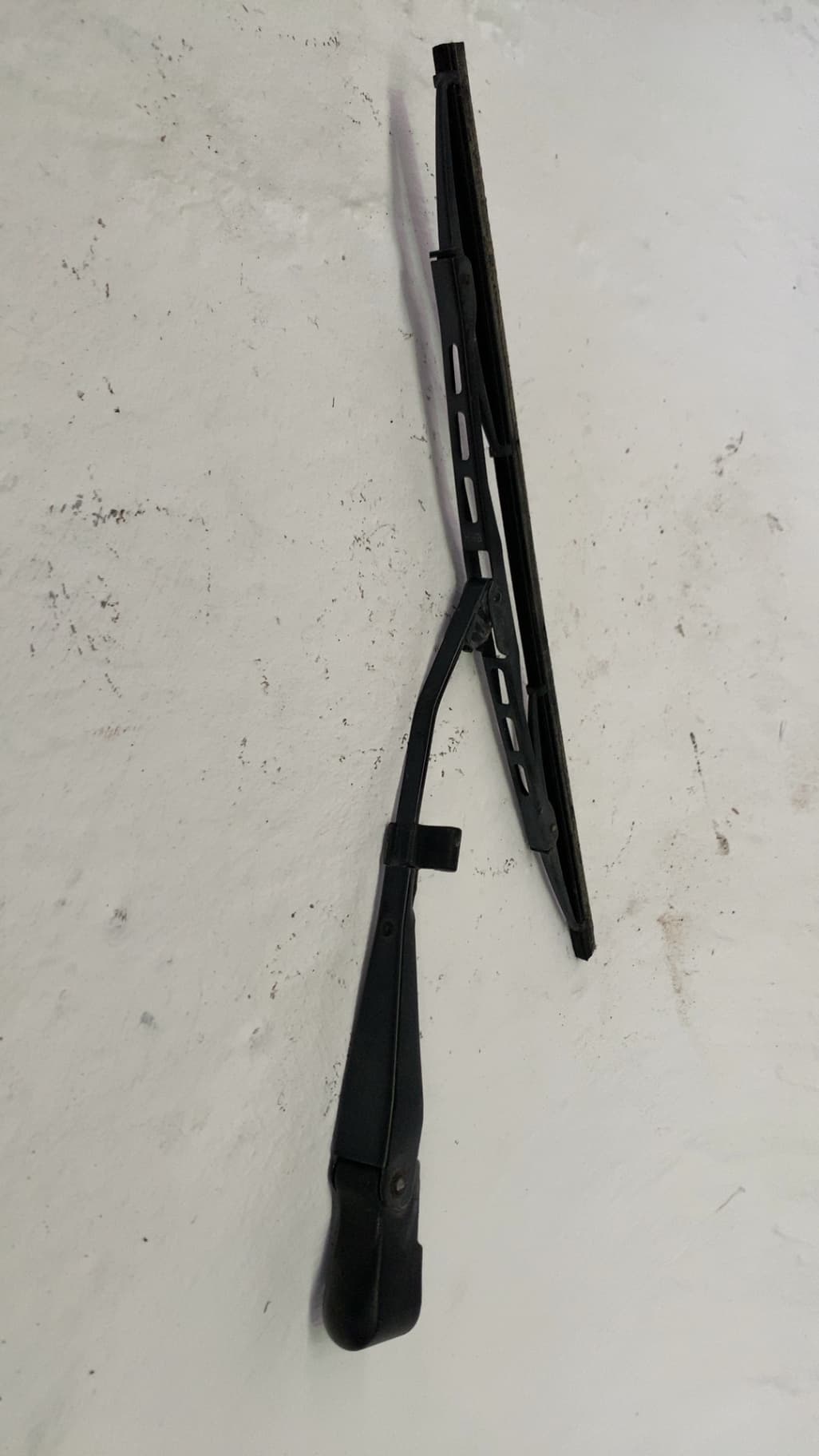 Brazo limpia trasero CHEVROLET AVEO