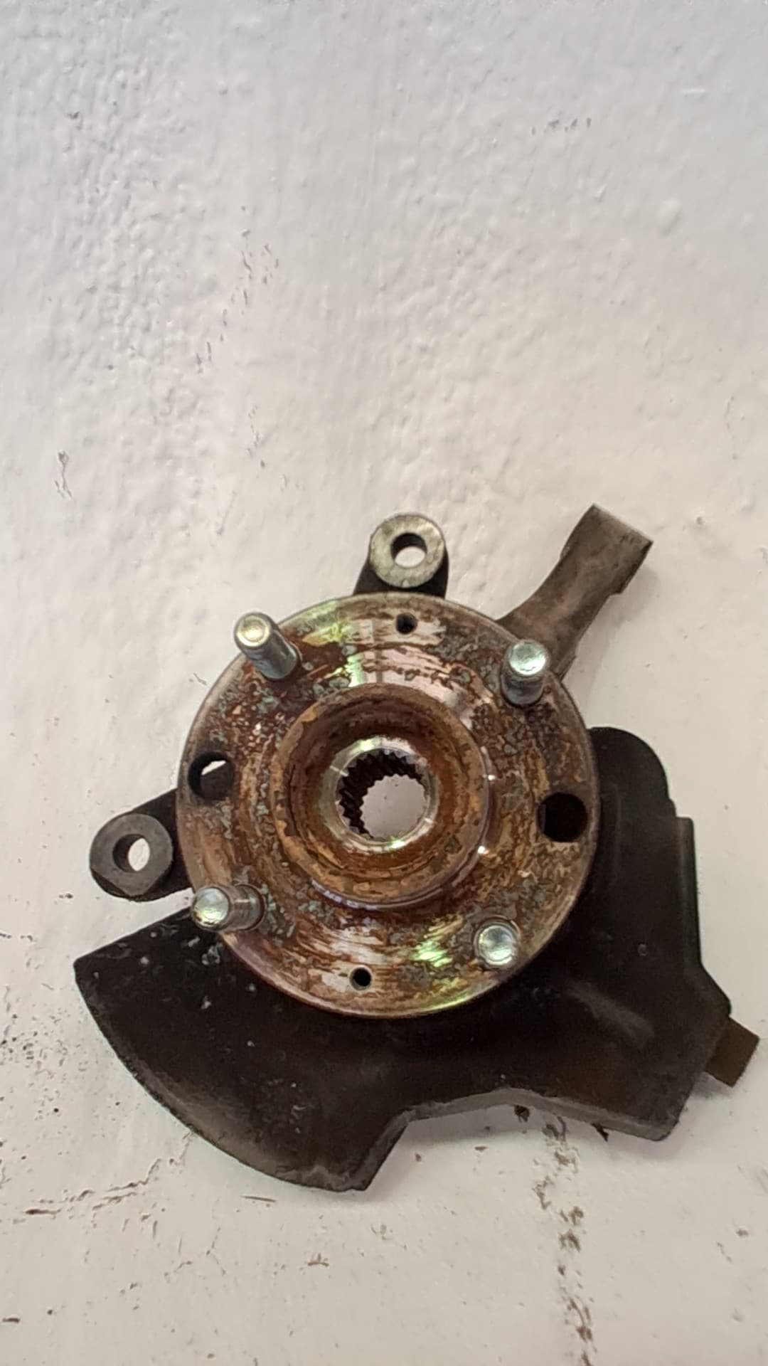 Mangueta delantera izquierda CHEVROLET AVEO