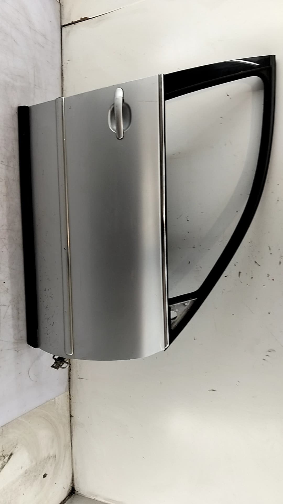 Puerta delantera derecha VOLKSWAGEN PASSAT BERLINA (3A2)