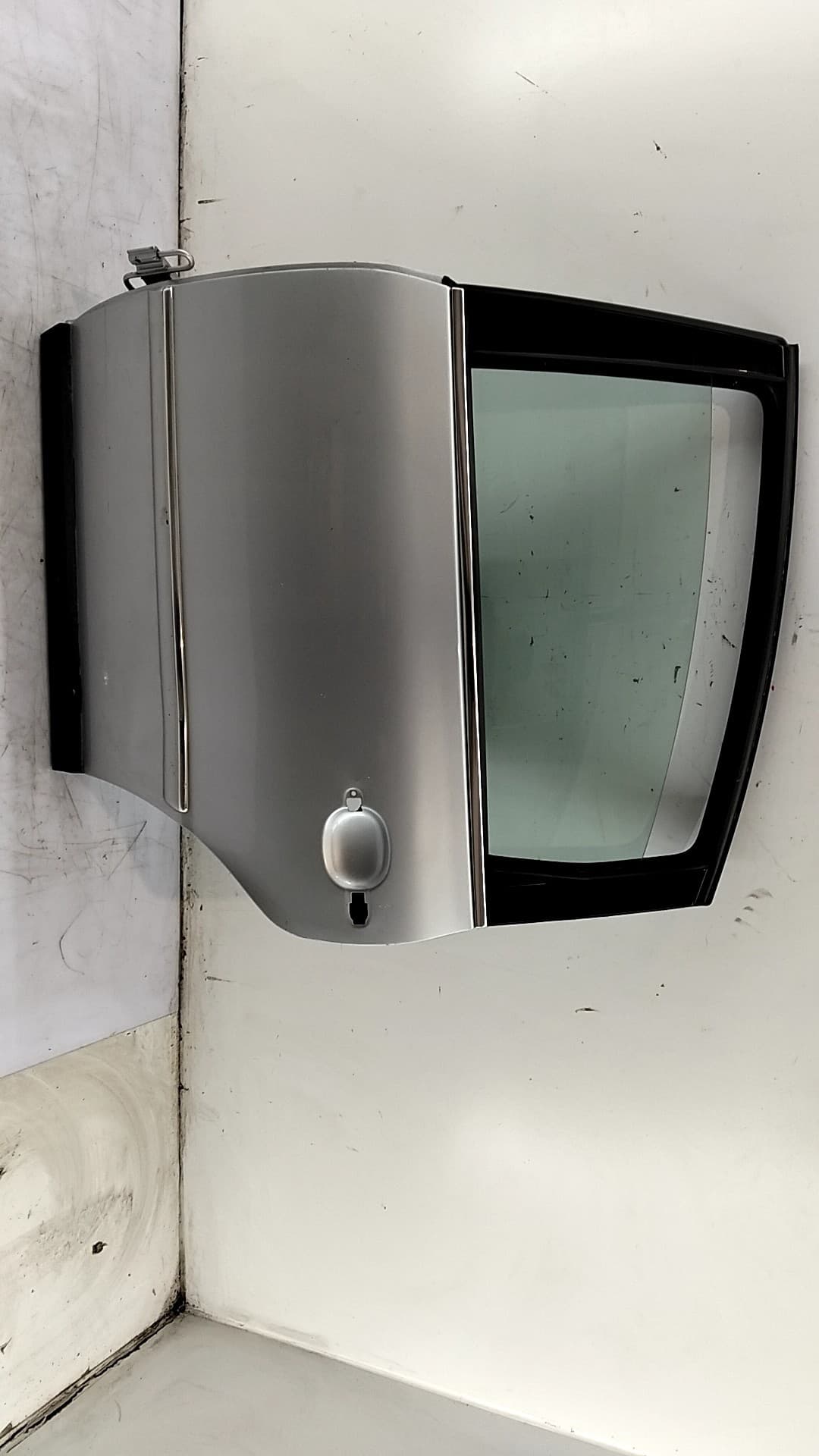 Puerta trasera izquierda VOLKSWAGEN PASSAT BERLINA (3A2)