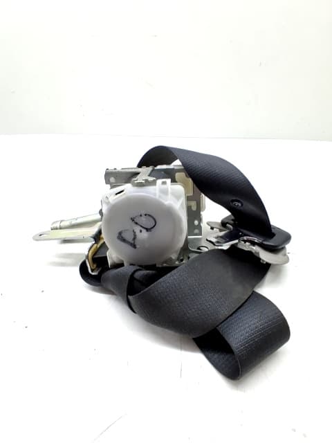 Cinturon seguridad delantero derecho TOYOTA AURIS