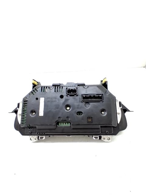 Cuadro instrumentos TOYOTA AURIS 2