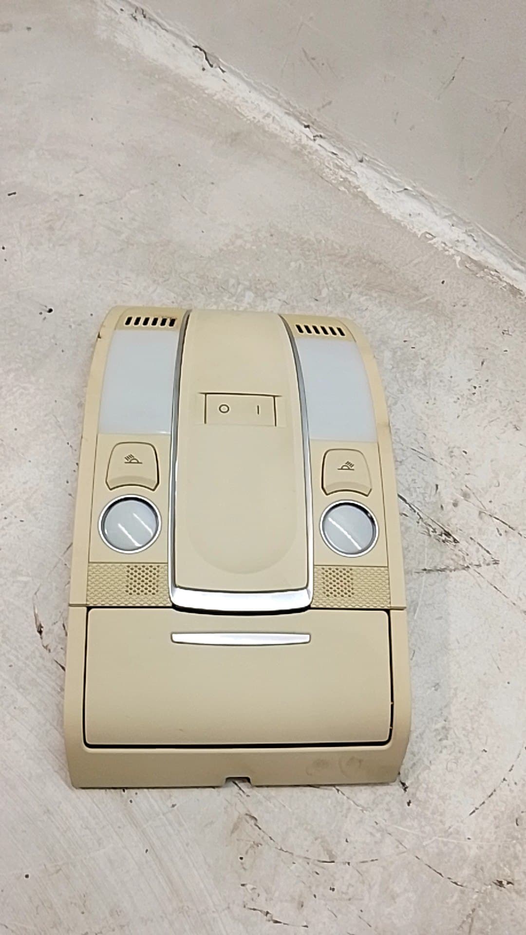 Luz interior AUDI A6 ALLROAD QUATTRO (4GH) 3