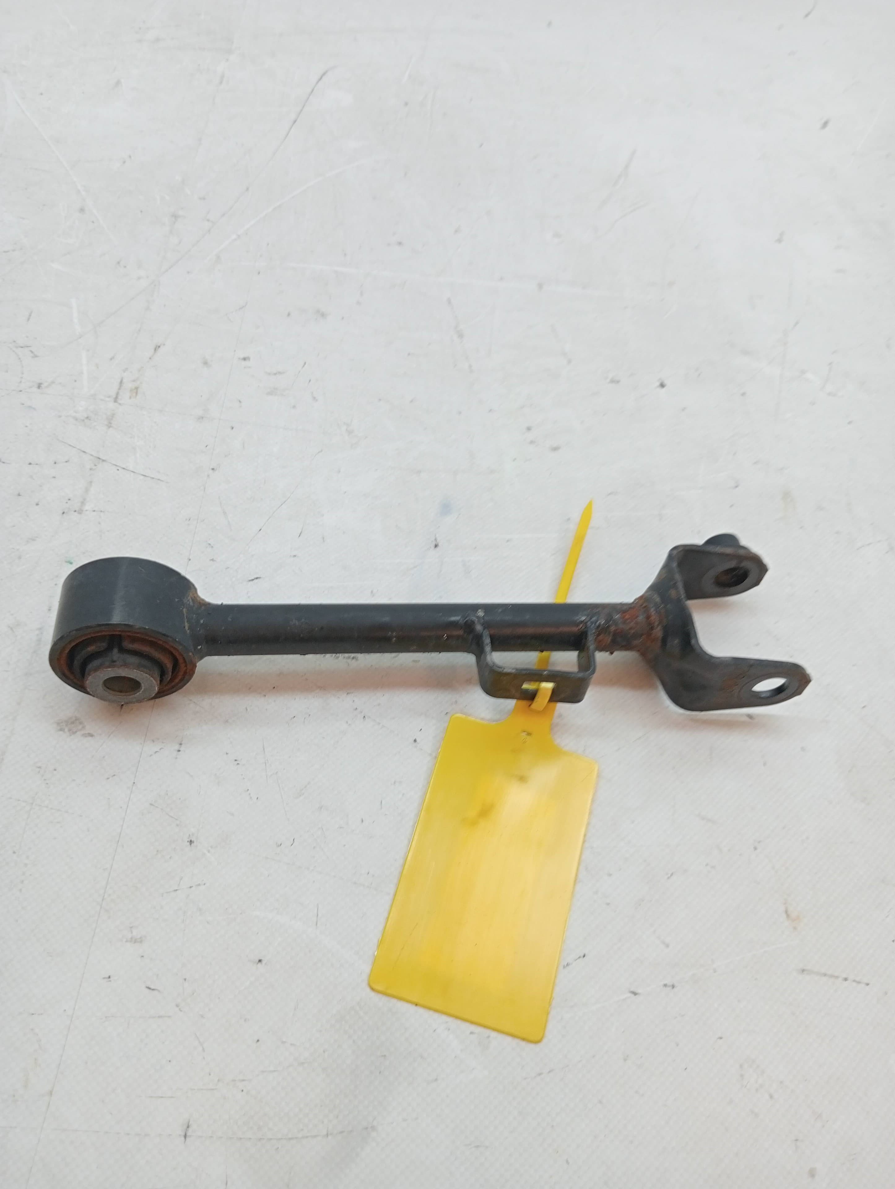 Brazo suspension superior trasero izquierdo HONDA CR-V (RE)