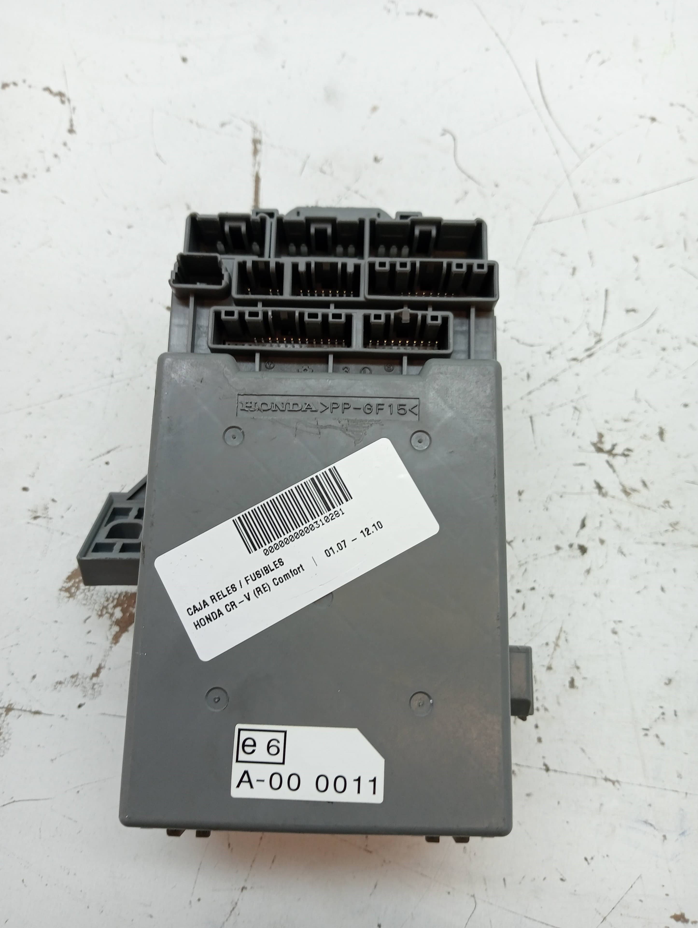 Caja reles / fusibles HONDA CR-V (RE)