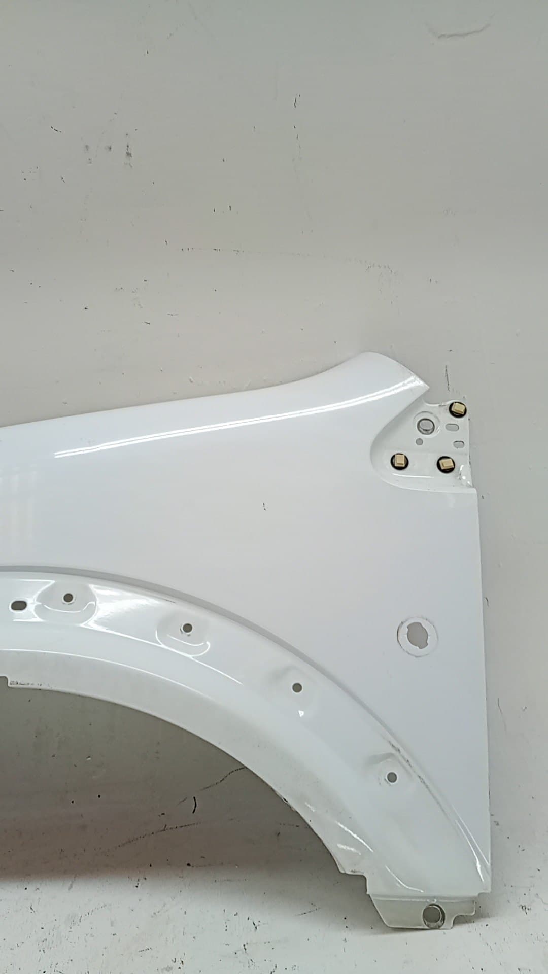 Aleta delantera izquierda FORD TRANSIT CONNECT (TC7)