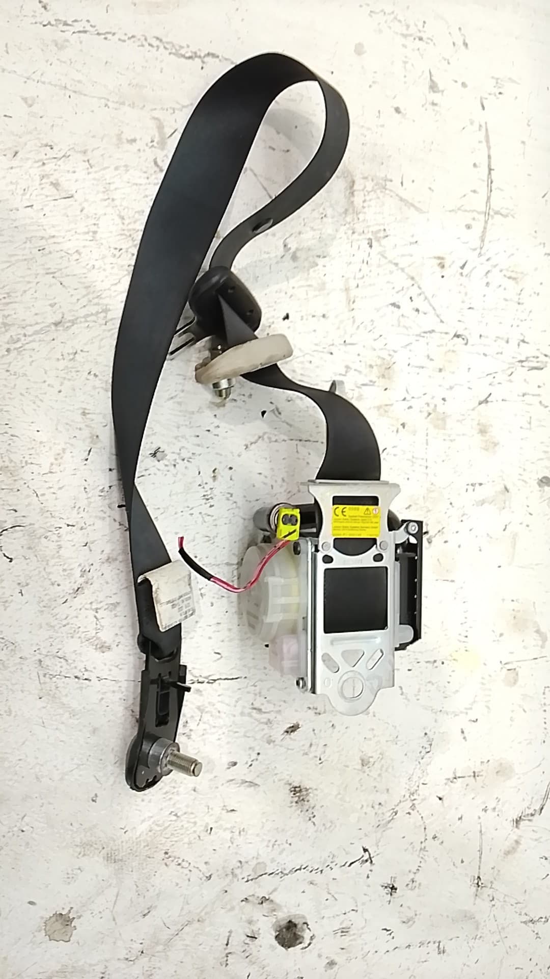 Cinturon seguridad delantero derecho MAZDA 2