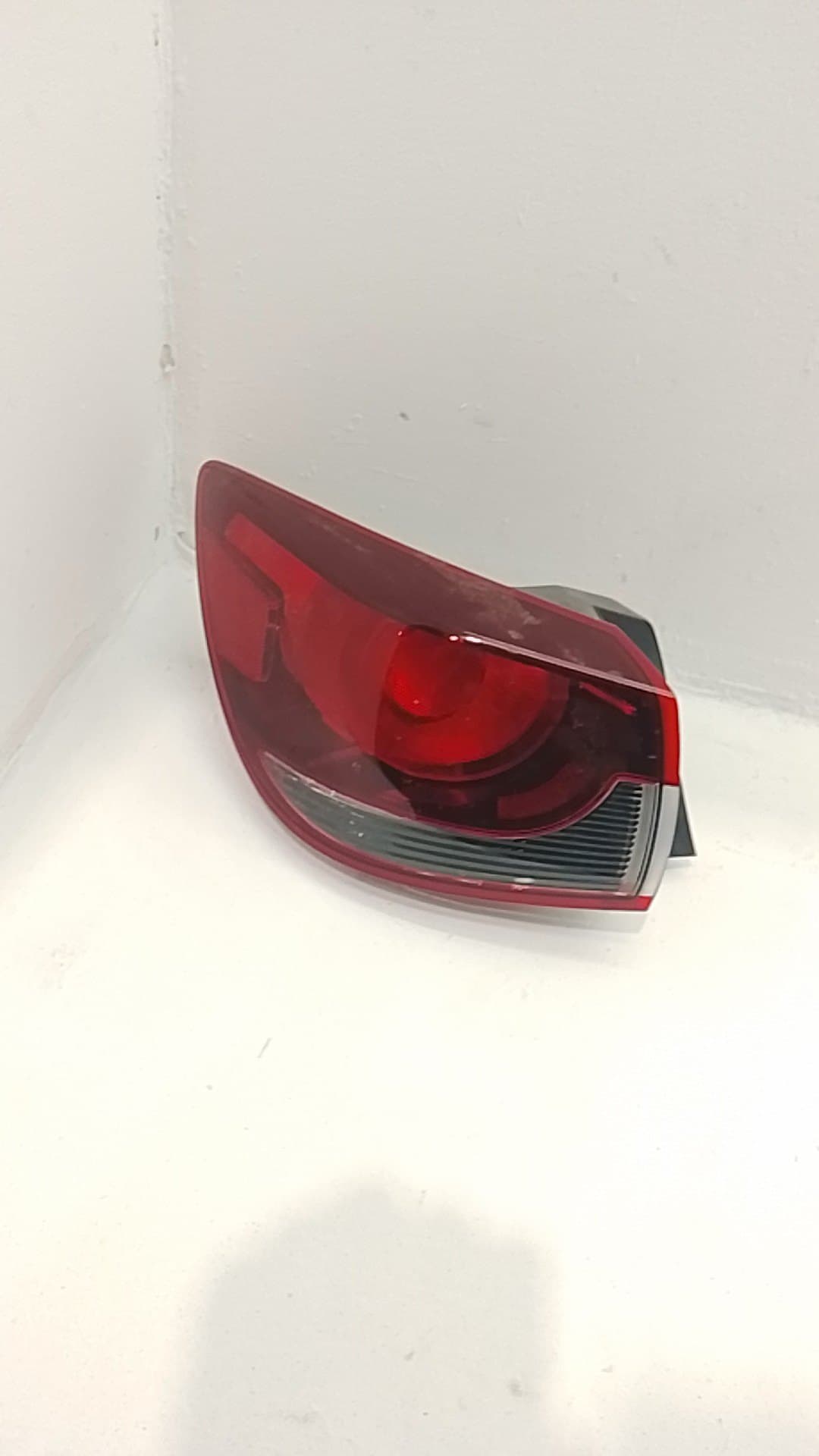Piloto trasero izquierdo MAZDA 2