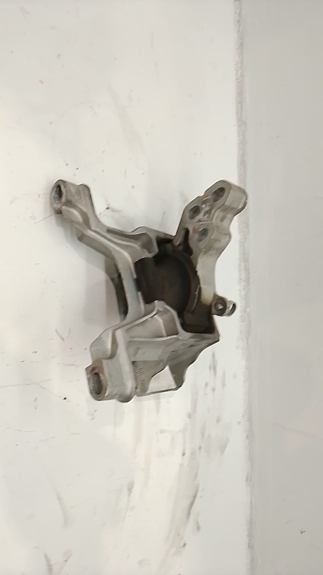 Soporte motor MAZDA 2
