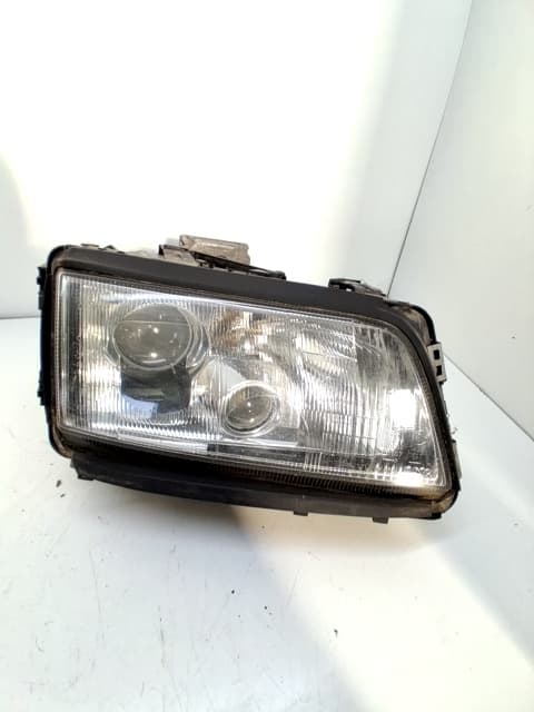 Faro derecho AUDI A8 D2 (4D2, 4D8) 4