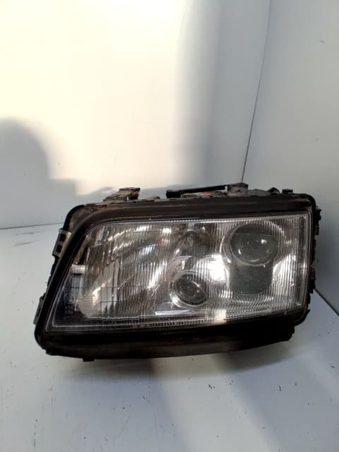 Faro izquierdo AUDI A8 D2 (4D2, 4D8) 4