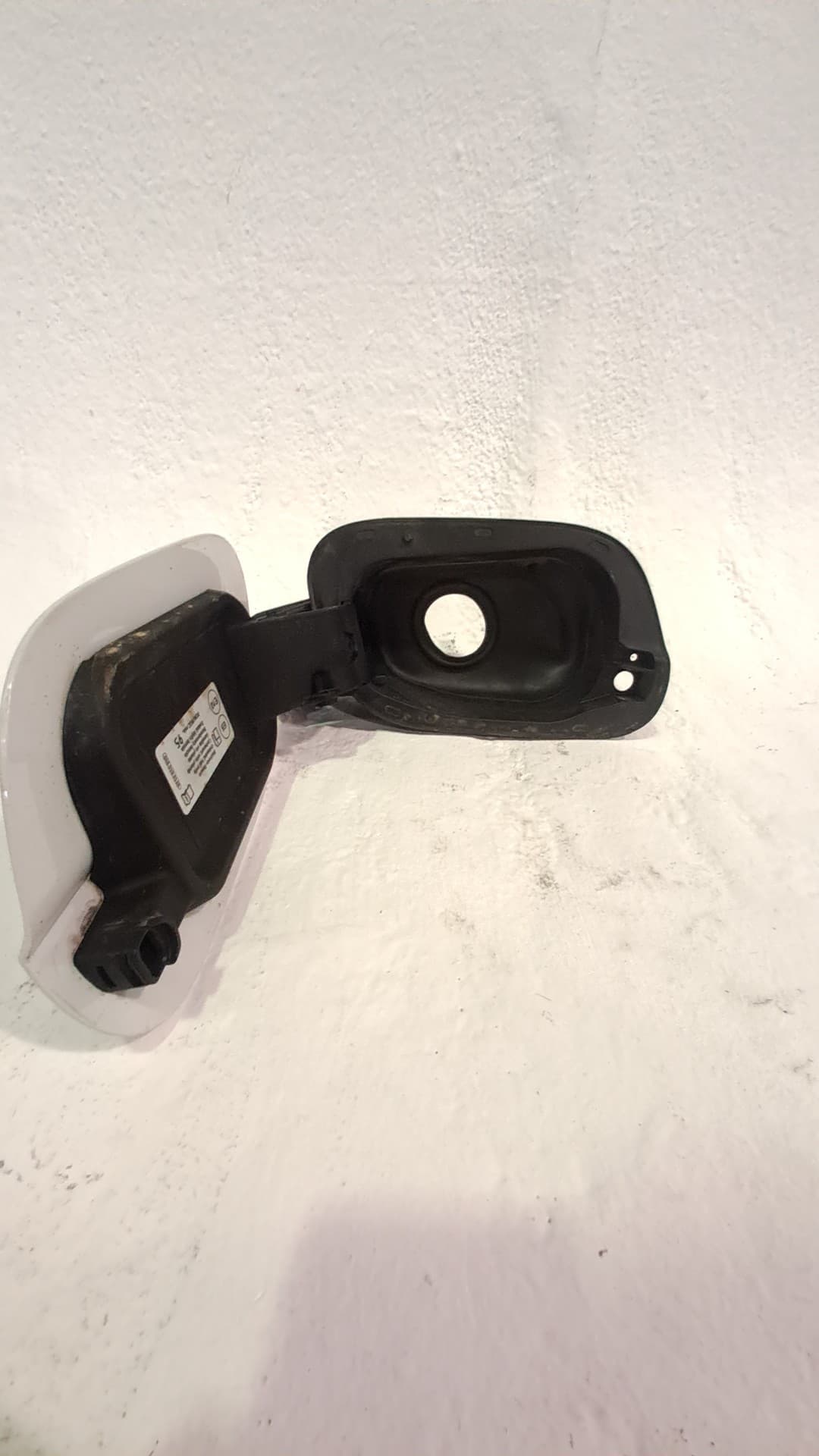 Tapa exterior combustible VOLKSWAGEN POLO 2