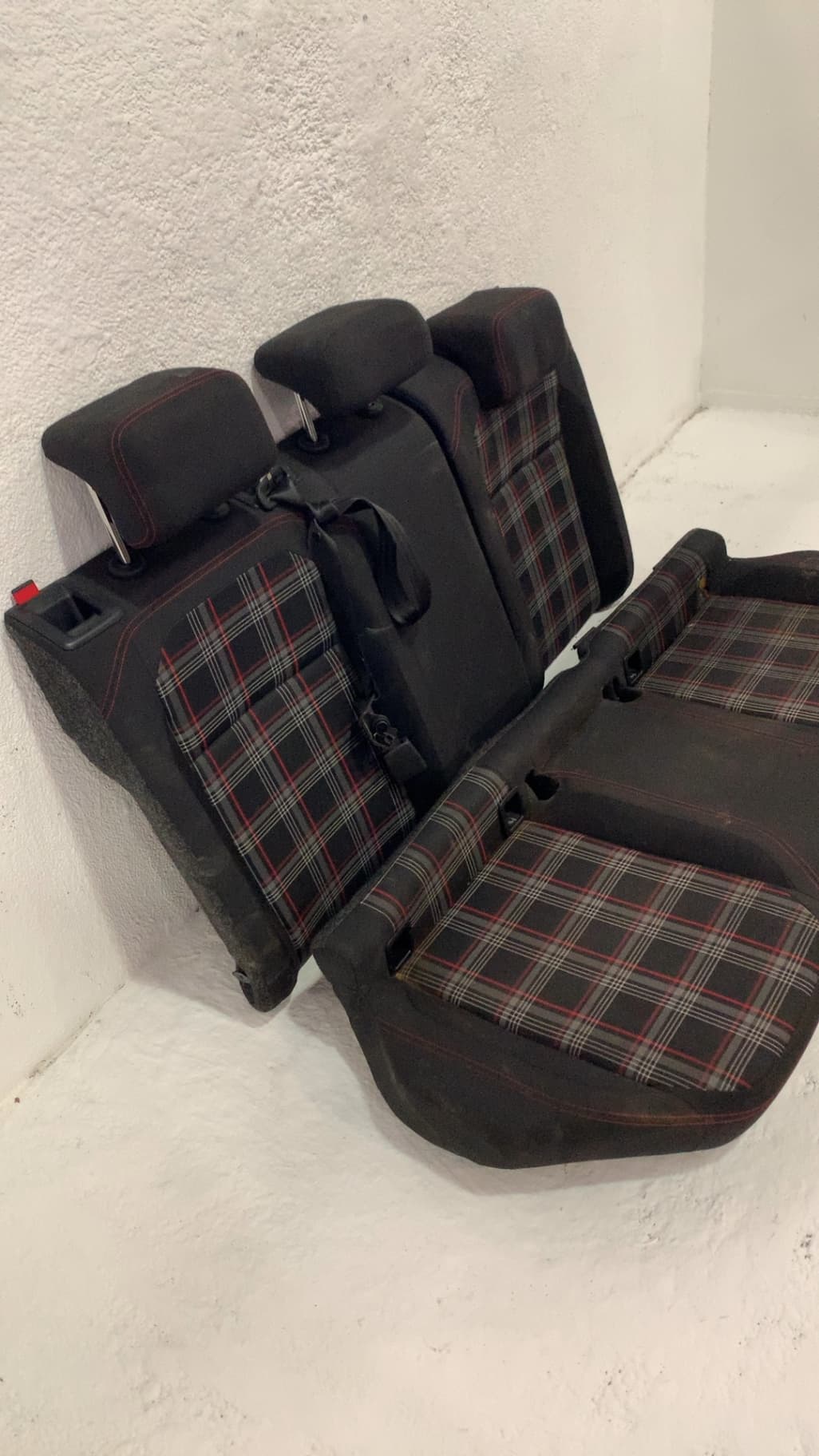 Cerradura asientos traseros VOLKSWAGEN POLO 2