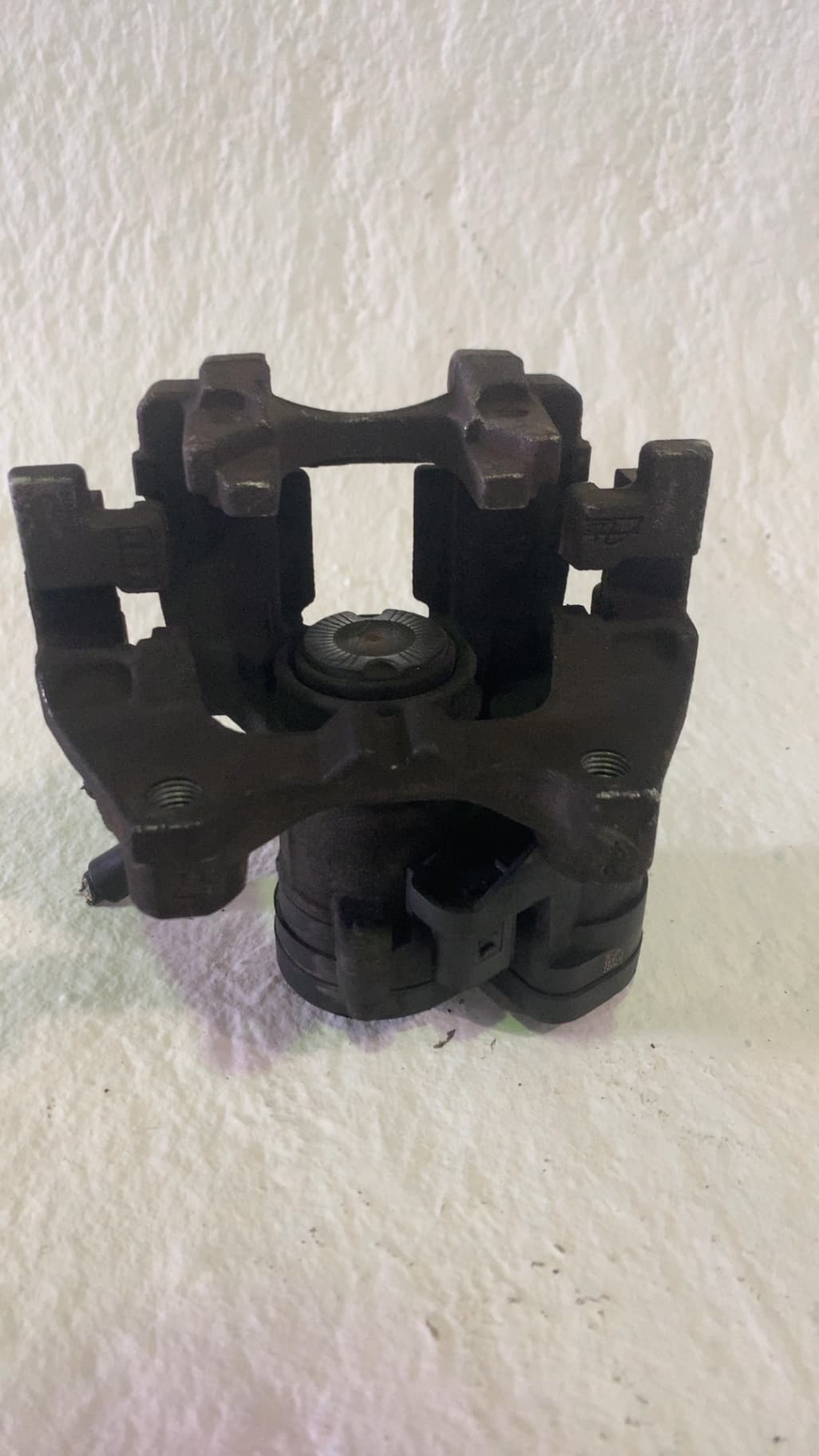Recambio VOLKSWAGEN POLO ref. 2Q0615424B