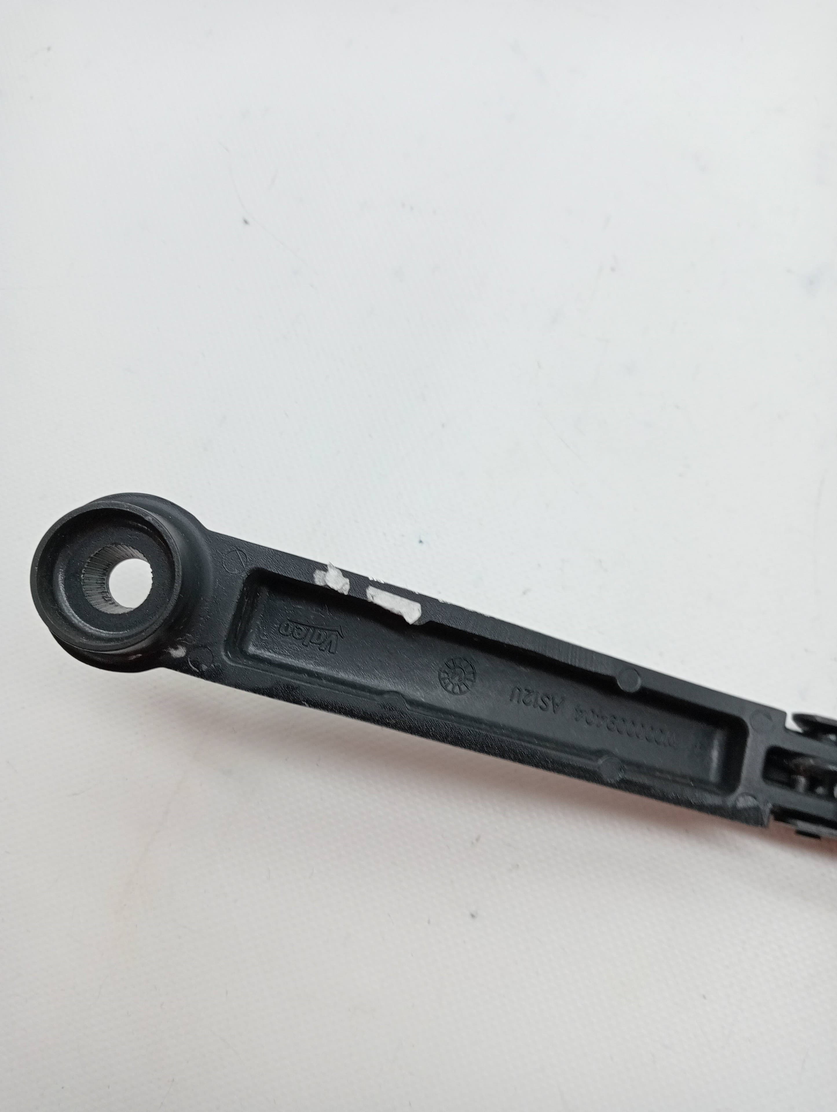 Brazo limpia delantero izquierdo HYUNDAI IX20 3