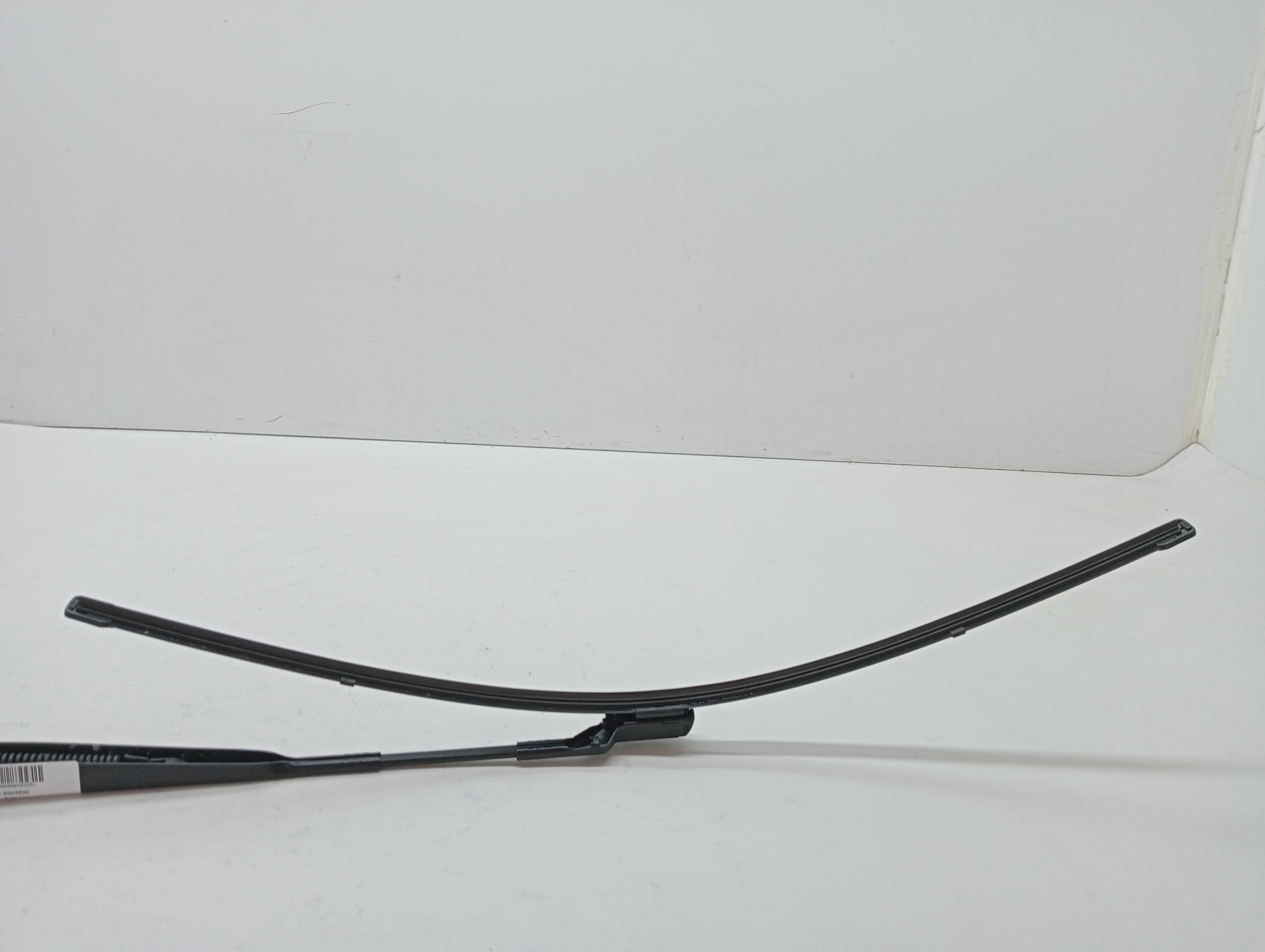 Brazo limpia delantero izquierdo HYUNDAI IX20 2