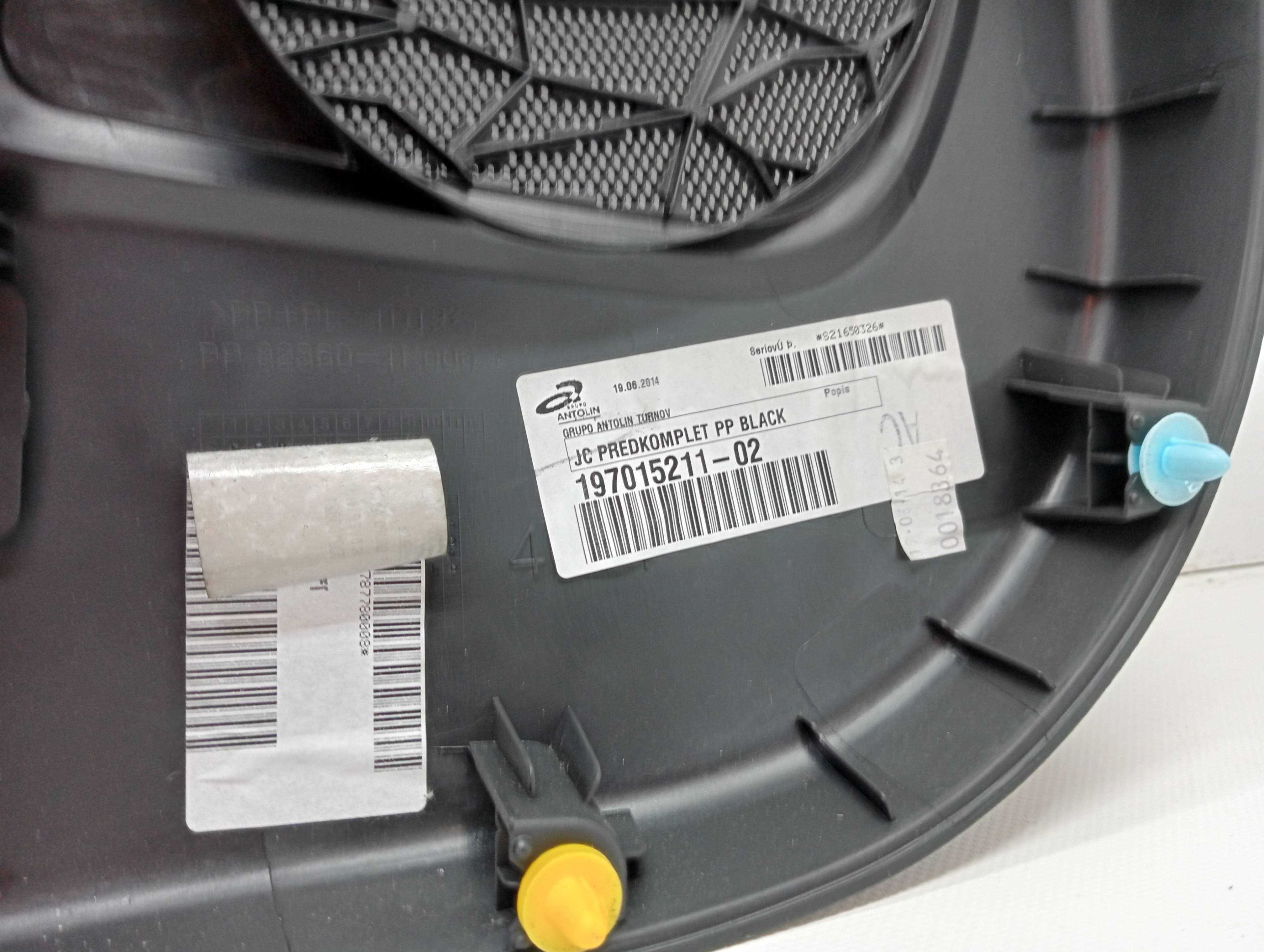 Guarnecido puerta delantera derecha HYUNDAI IX20 2