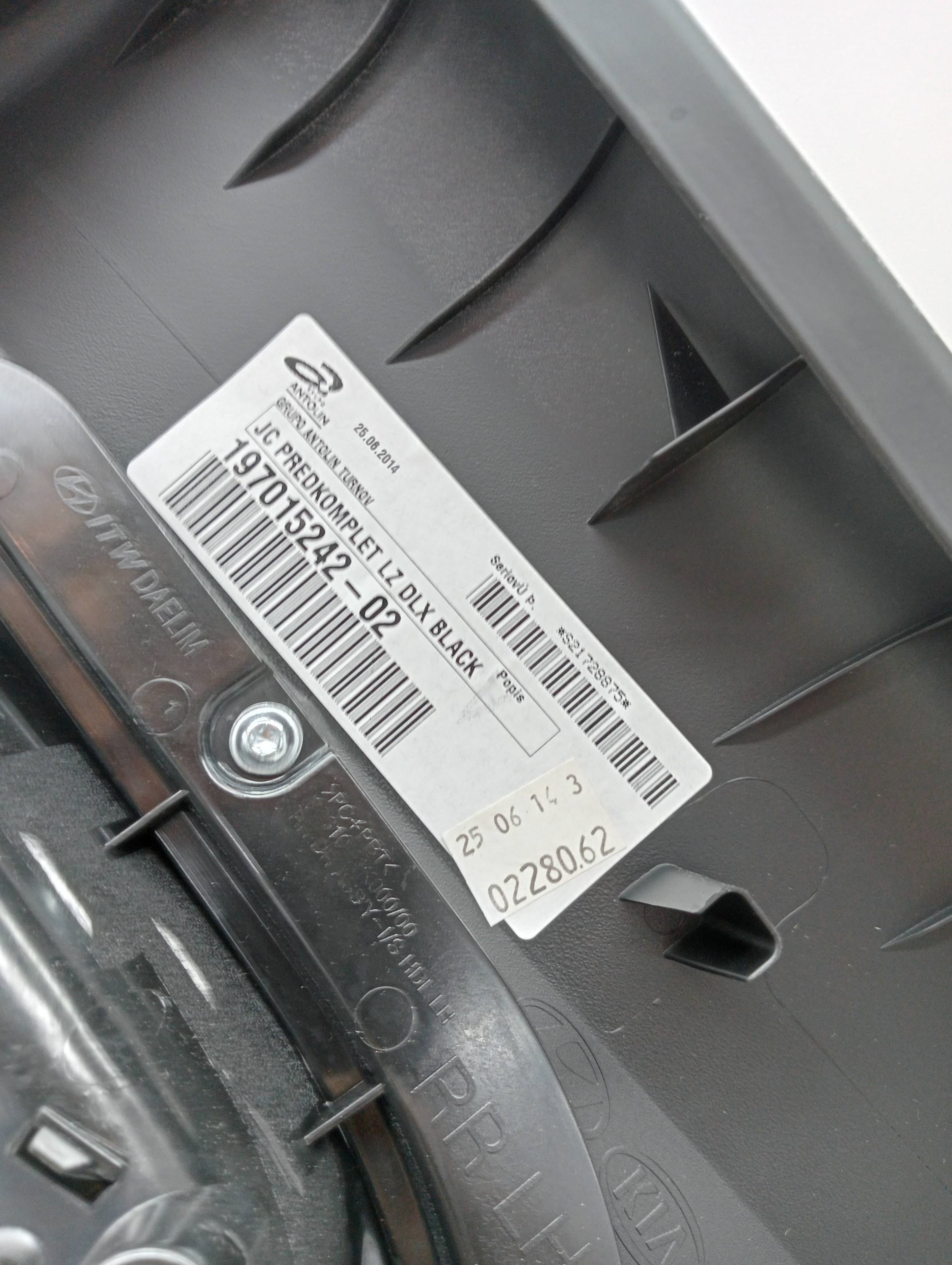Recambio HYUNDAI IX20 ref. 833011K021EQ 2