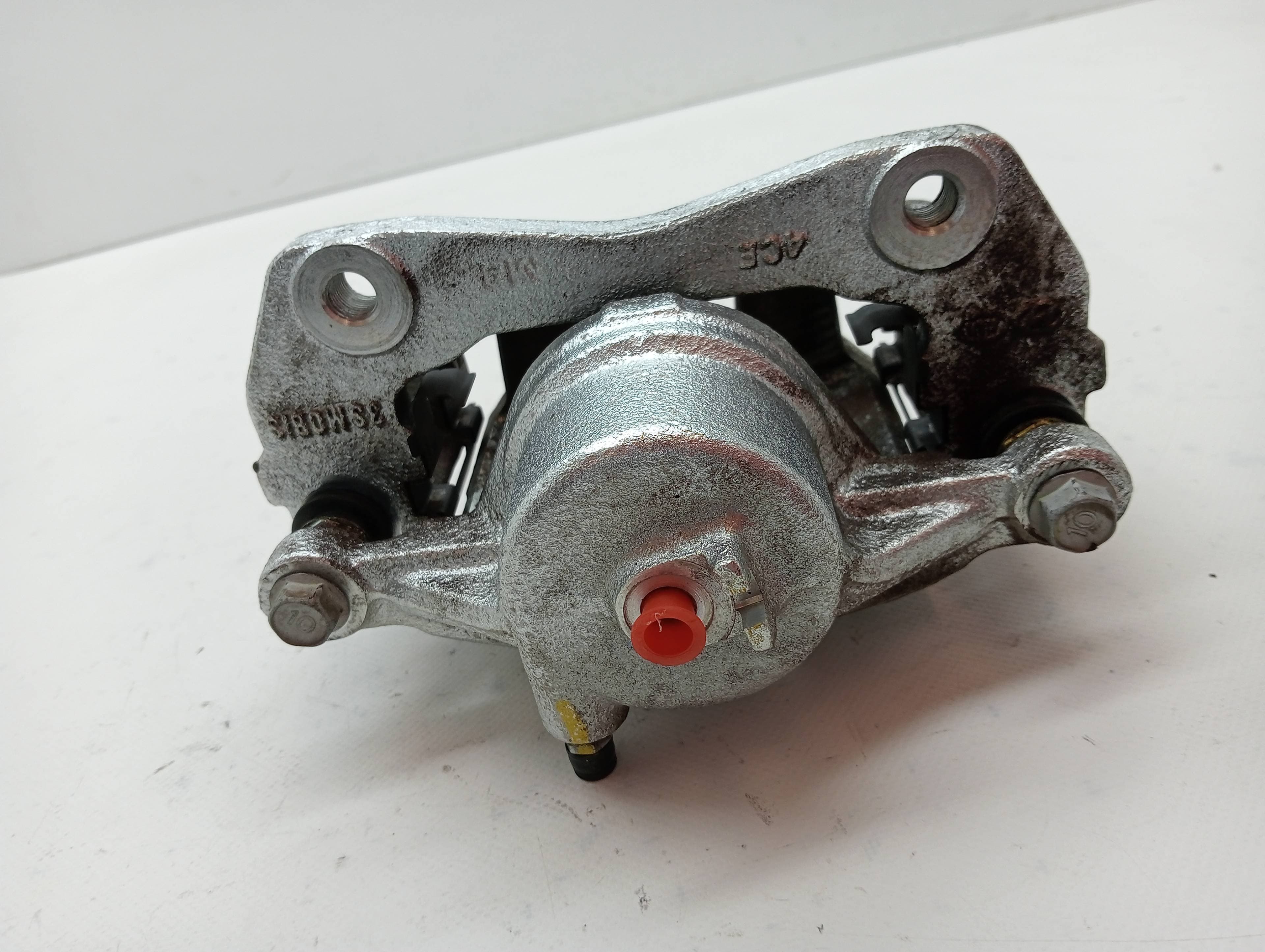 Recambio HYUNDAI IX20 ref. 581301K000 2