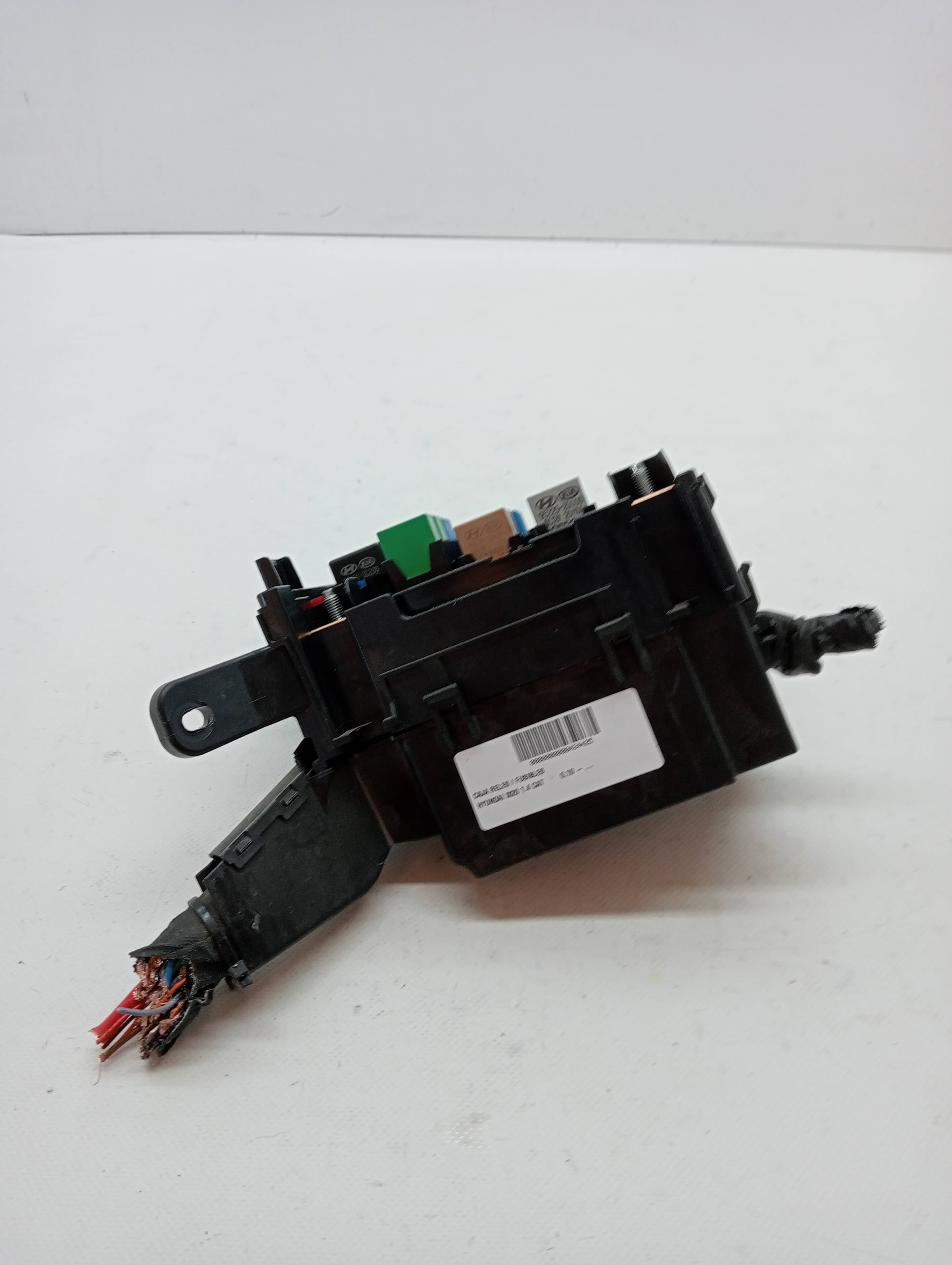 Caja reles / fusibles HYUNDAI IX20