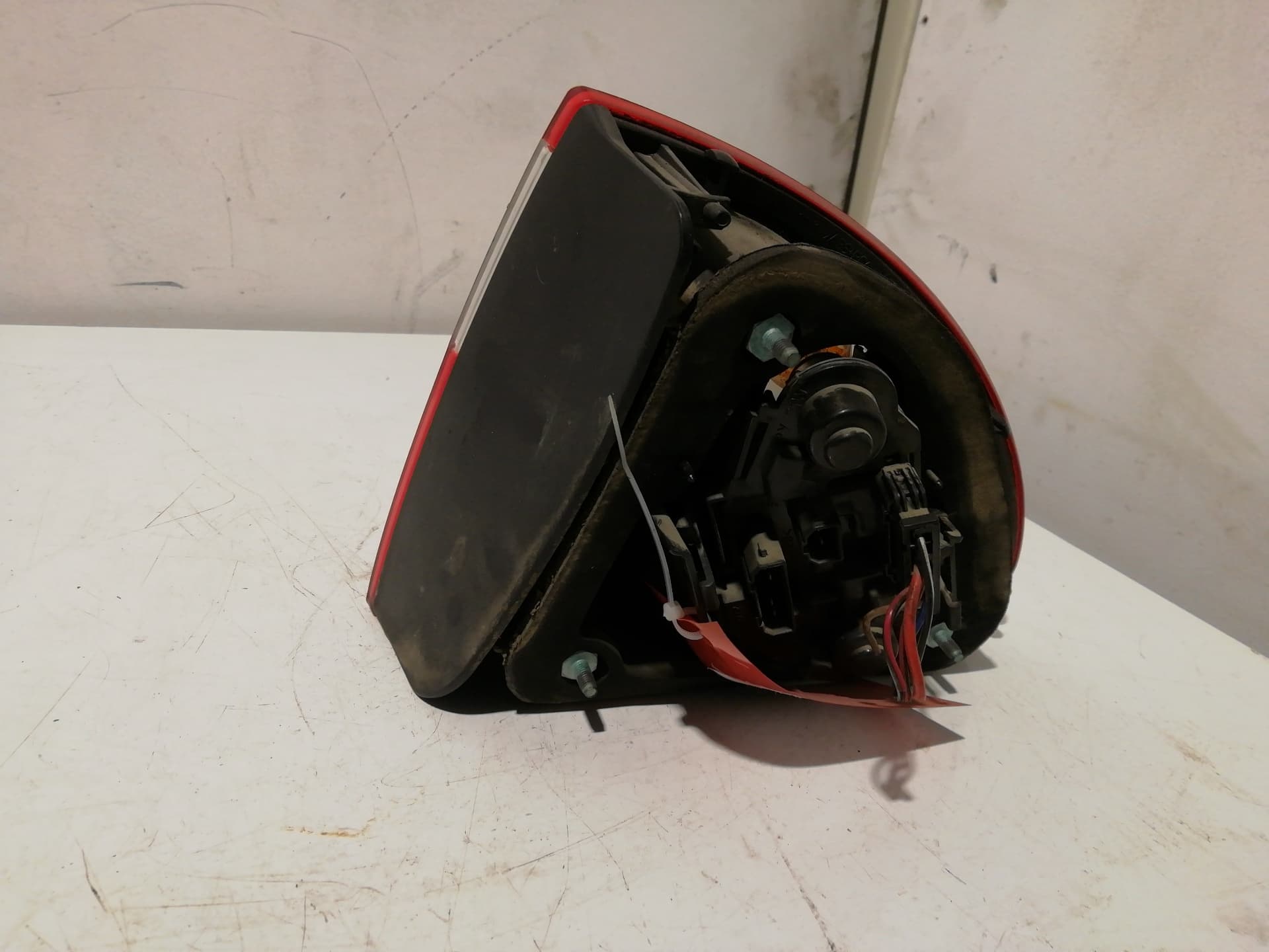 Piloto trasero izquierdo SEAT LEON (1M1) 2
