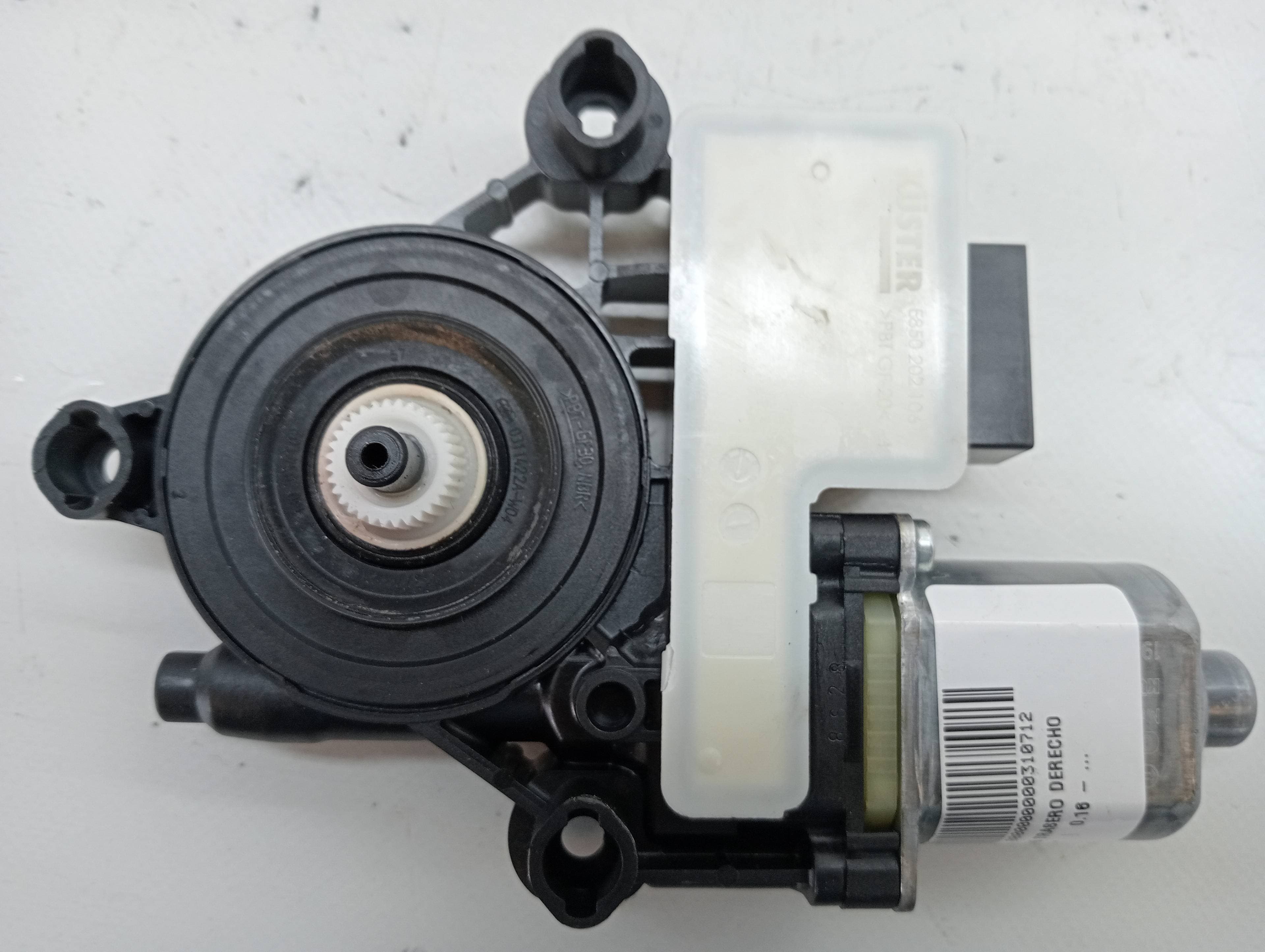 Motor elevalunas trasero derecho SEAT ATECA (KH7)