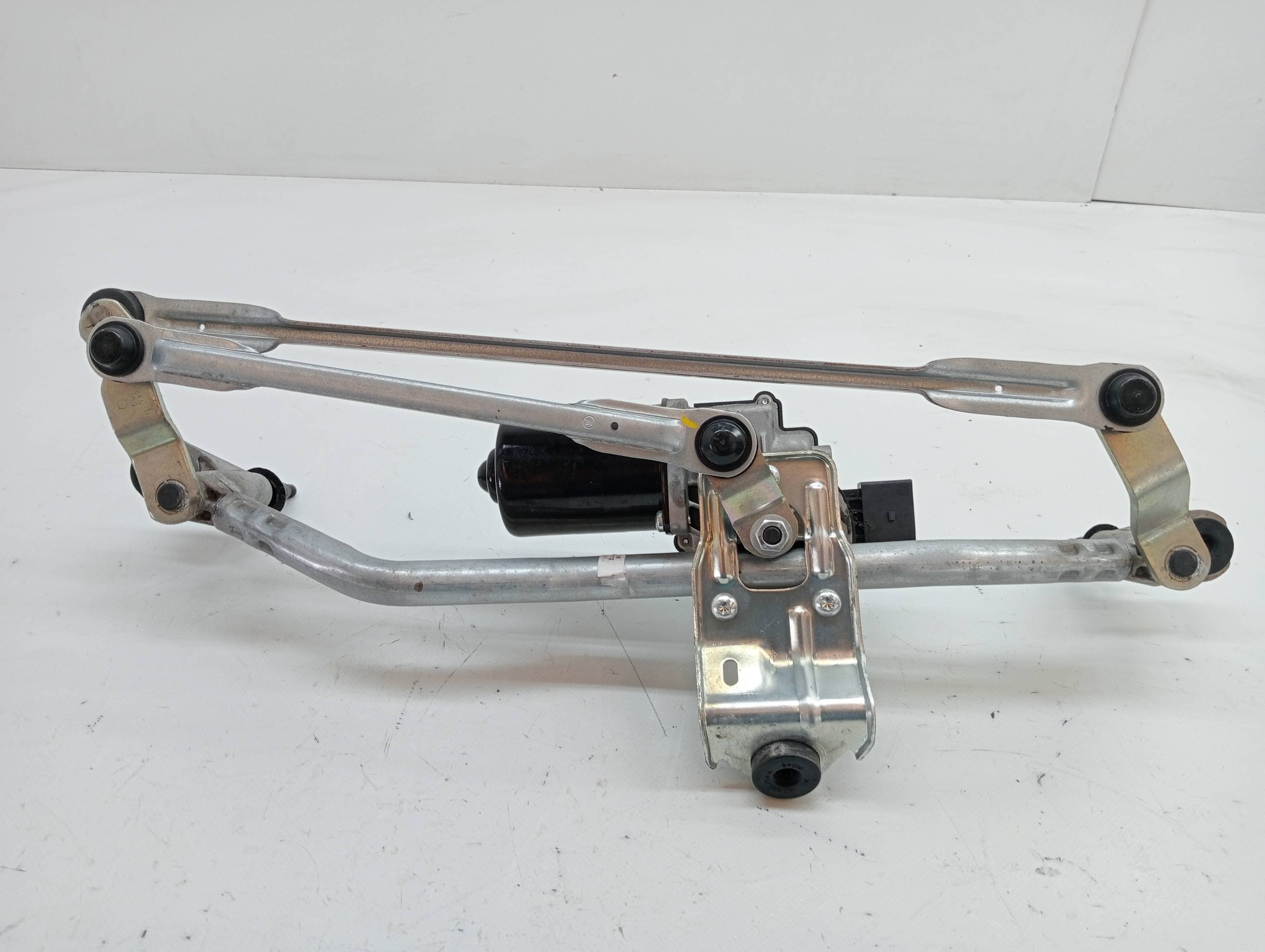 Motor limpia delantero SEAT ATECA (KH7)