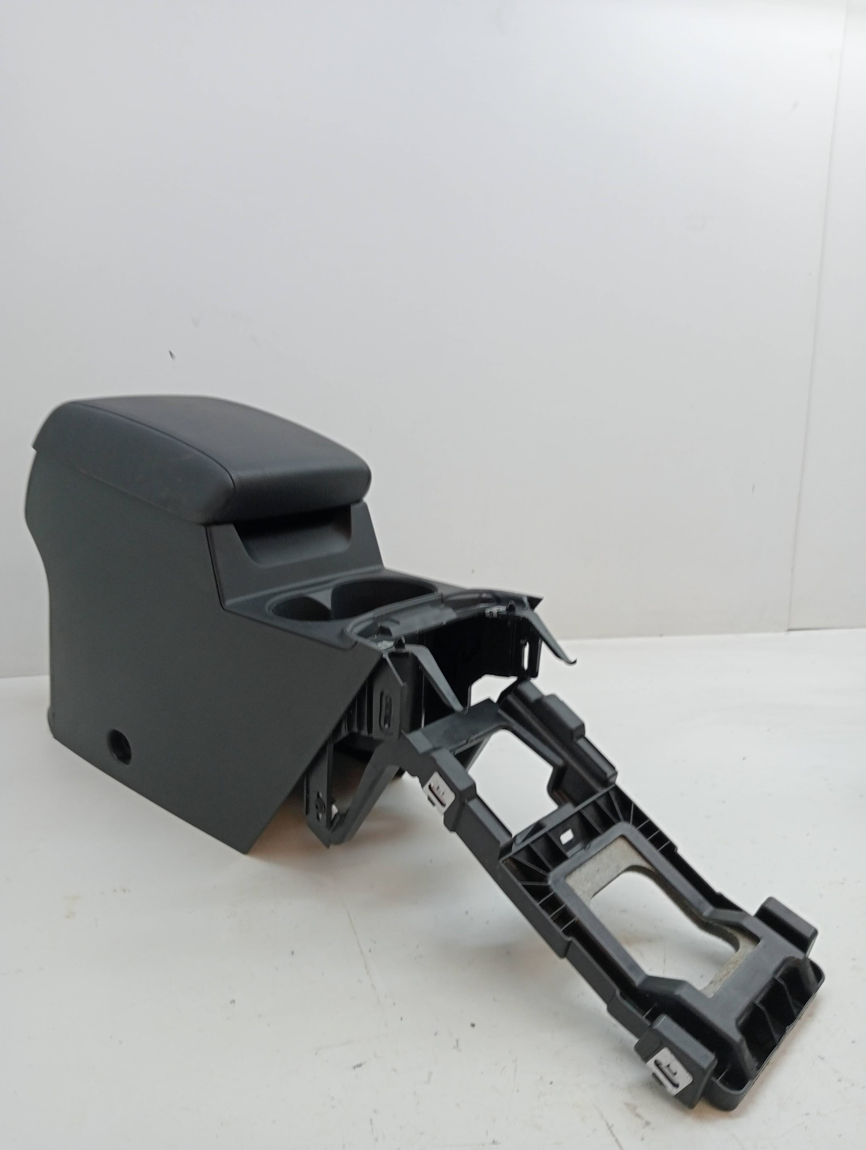 Consola central SEAT ATECA (KH7)