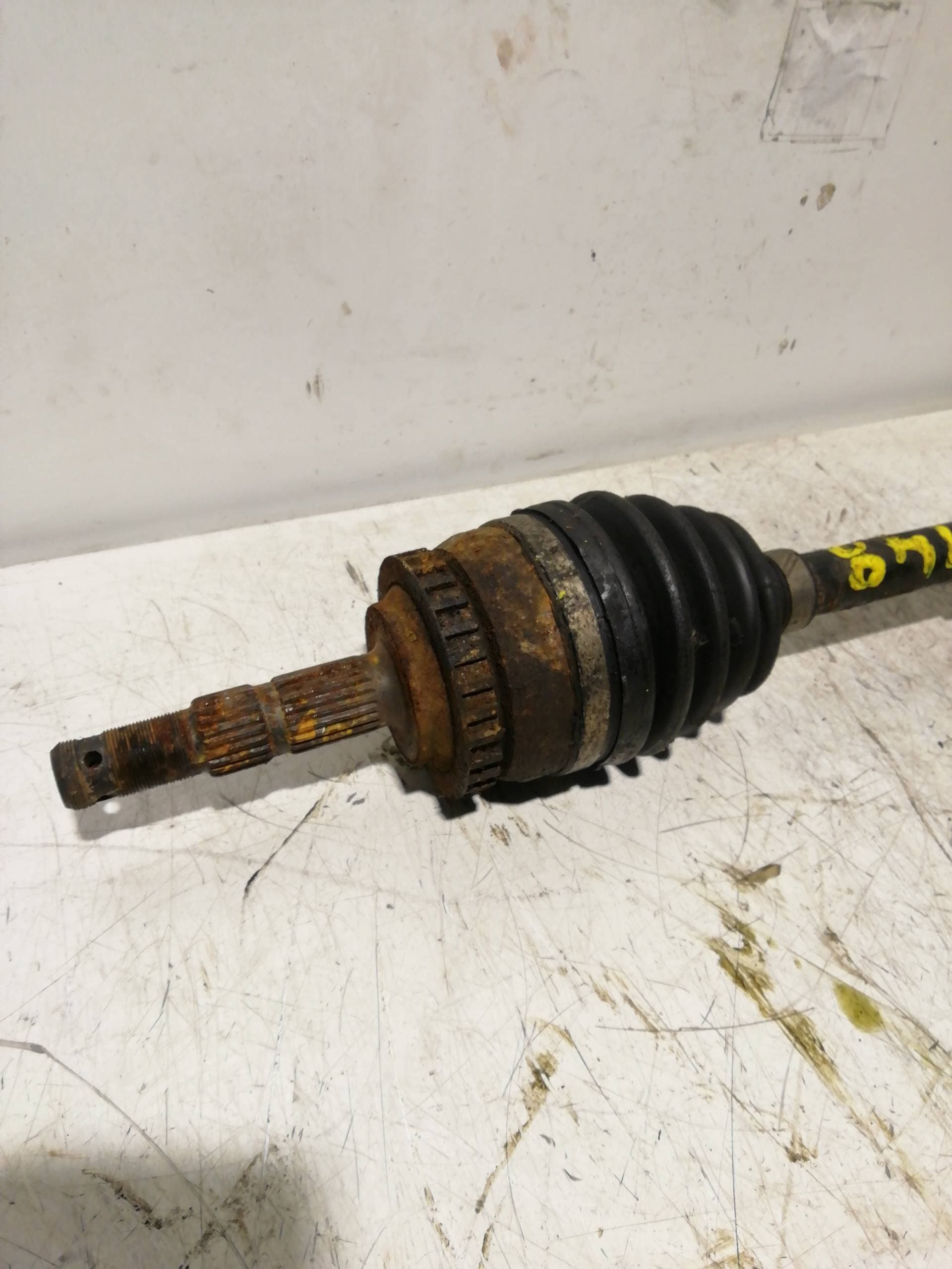 Transmision delantera izquierda OPEL CORSA C 3