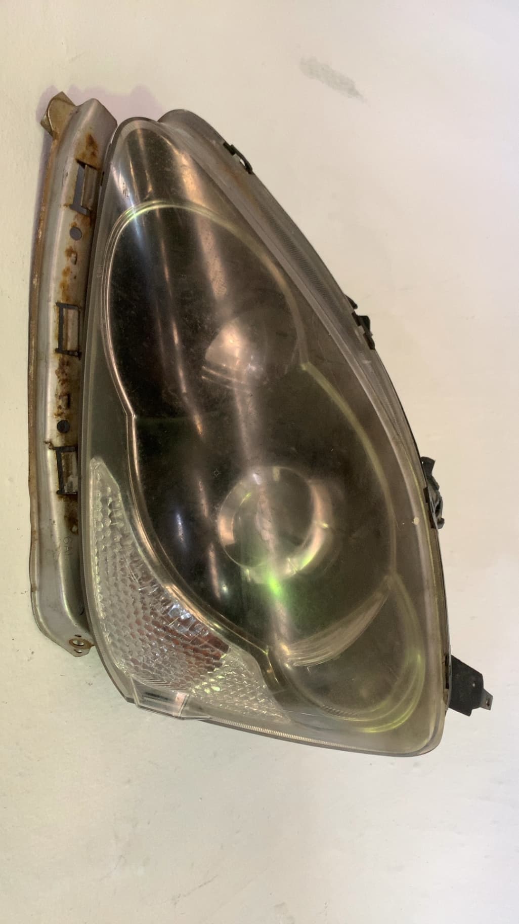 Faro izquierdo HONDA CIVIC VII HATCHBACK (EU, EP, EV)