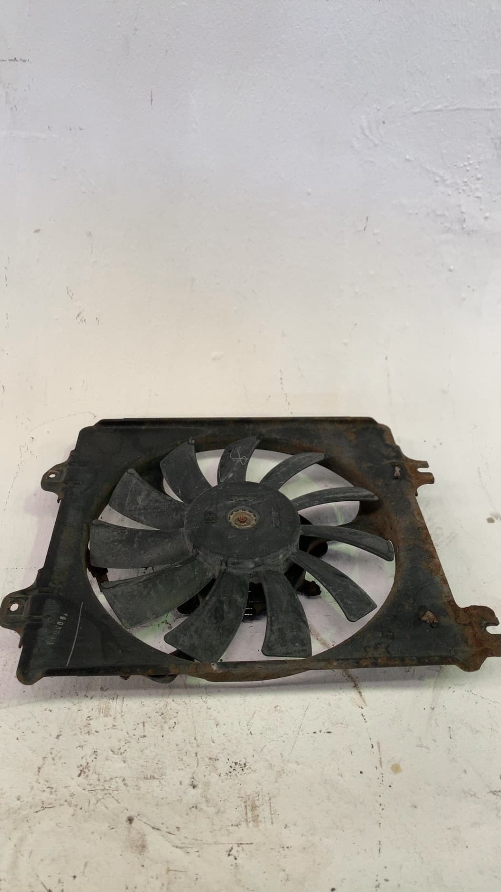 Electroventilador HONDA CIVIC VII HATCHBACK (EU, EP, EV)
