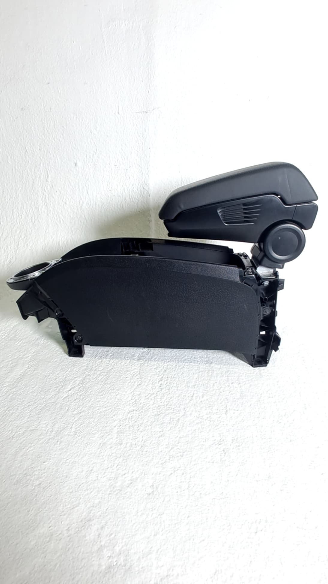 Apoyabrazos central BMW I3 (I01) 5