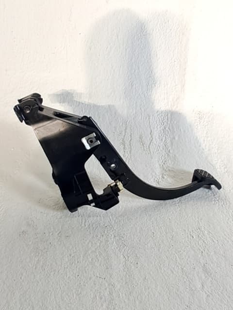 Pedal freno BMW I3 (I01) 2