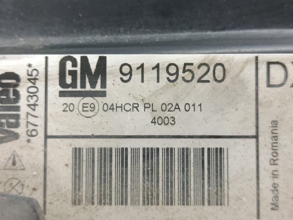 Faro derecho OPEL VECTRA B BERLINA 4