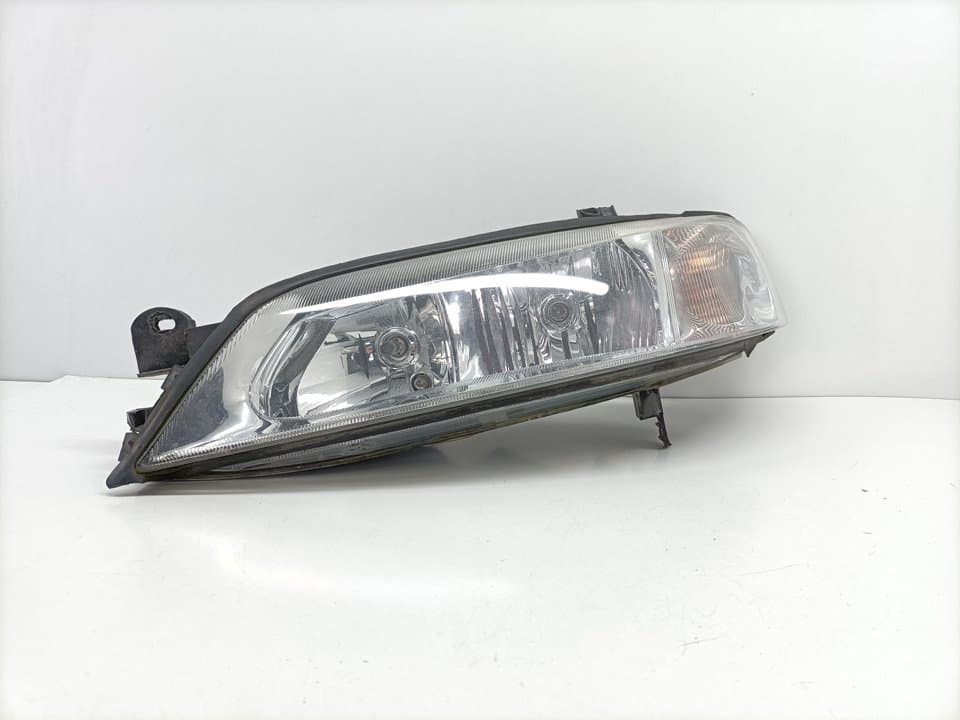 Faro izquierdo OPEL VECTRA B BERLINA
