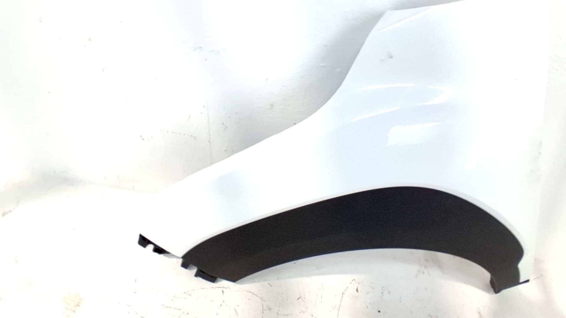 Aleta delantera izquierda HYUNDAI KONA 3