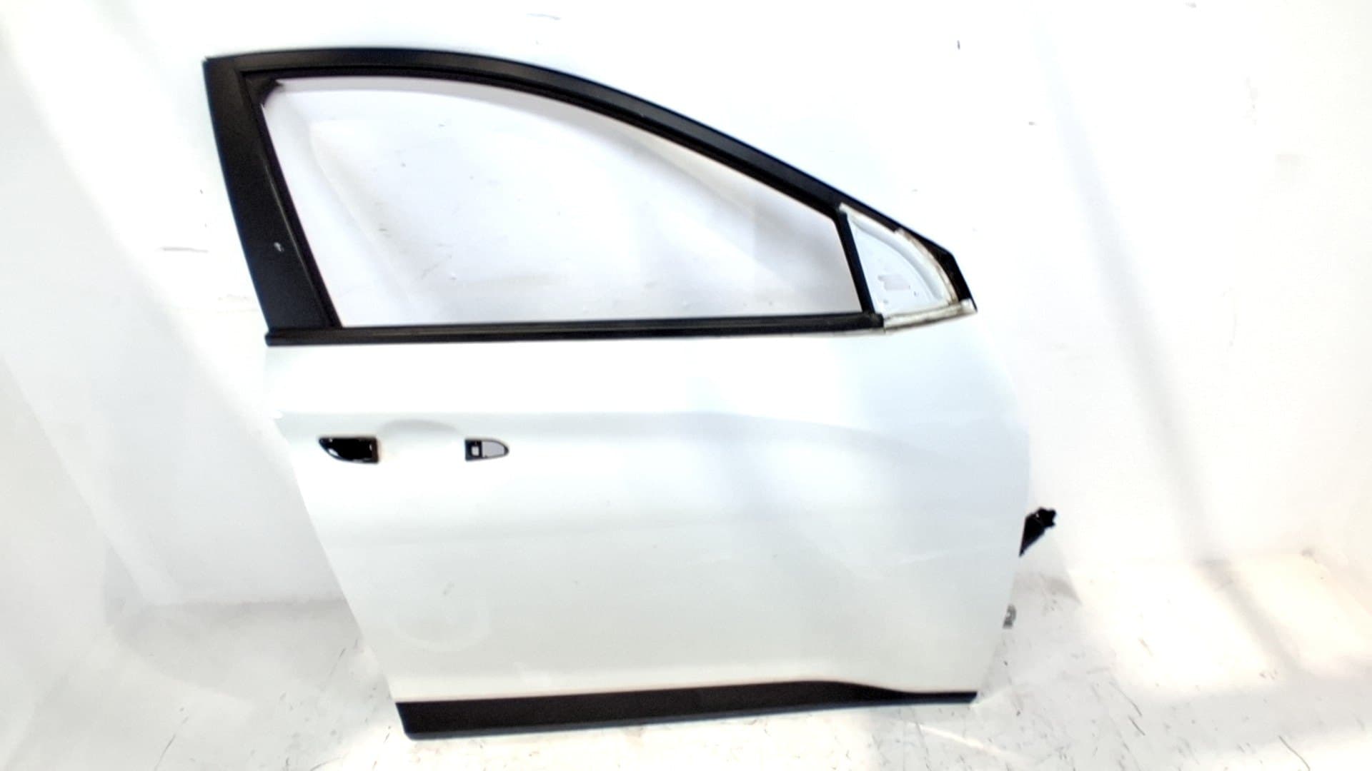 Puerta delantera derecha HYUNDAI KONA