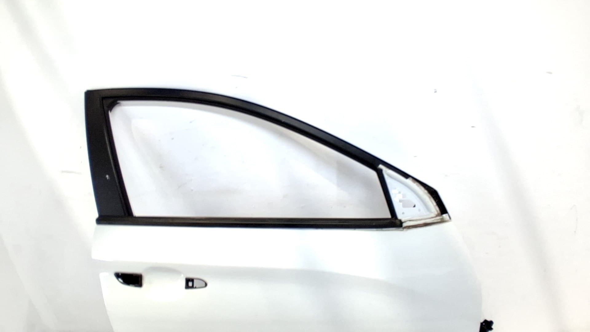 Puerta delantera derecha HYUNDAI KONA 3