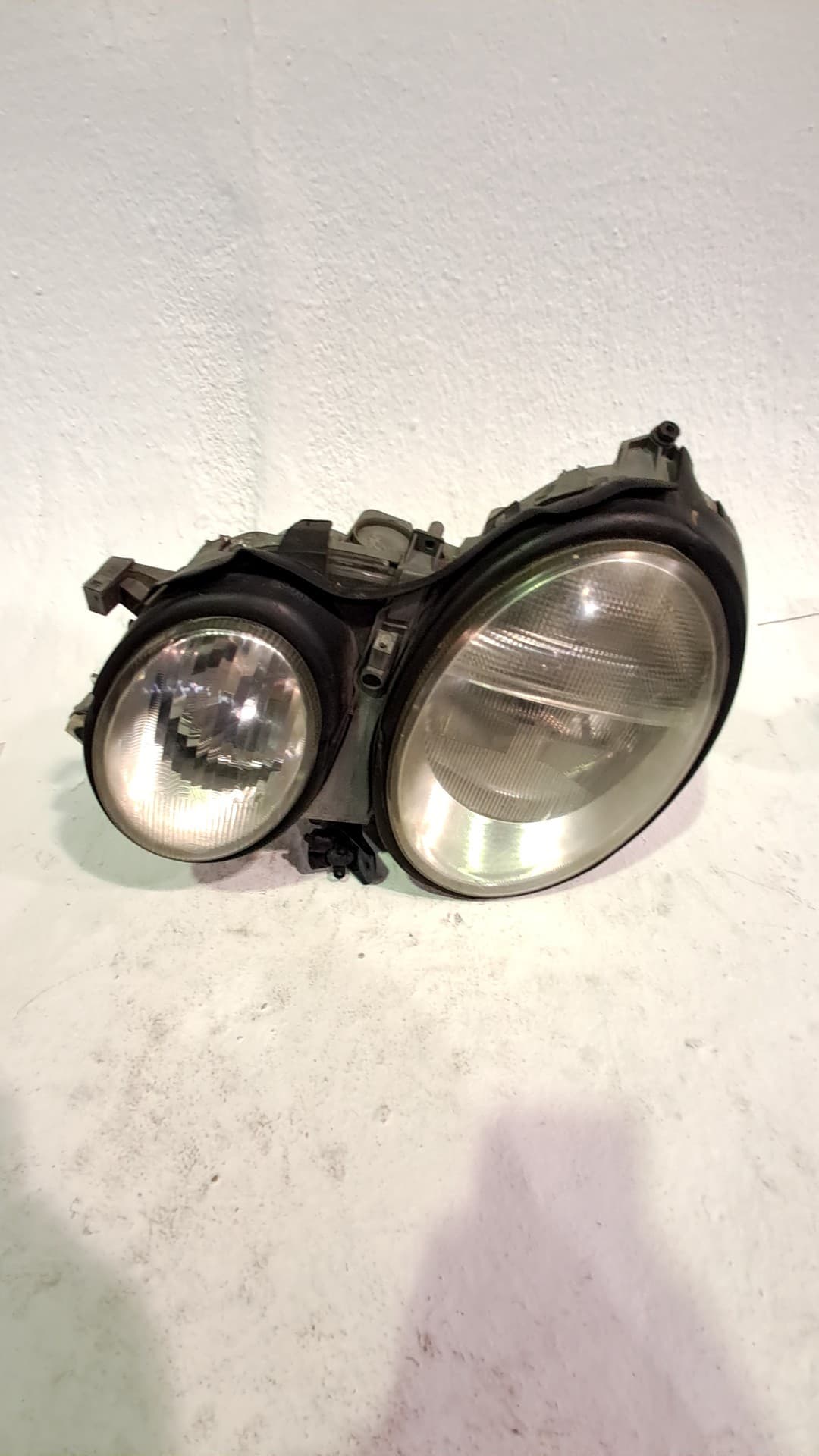 Faro izquierdo MERCEDES-BENZ CLK DESCAPOTABLE (A209)